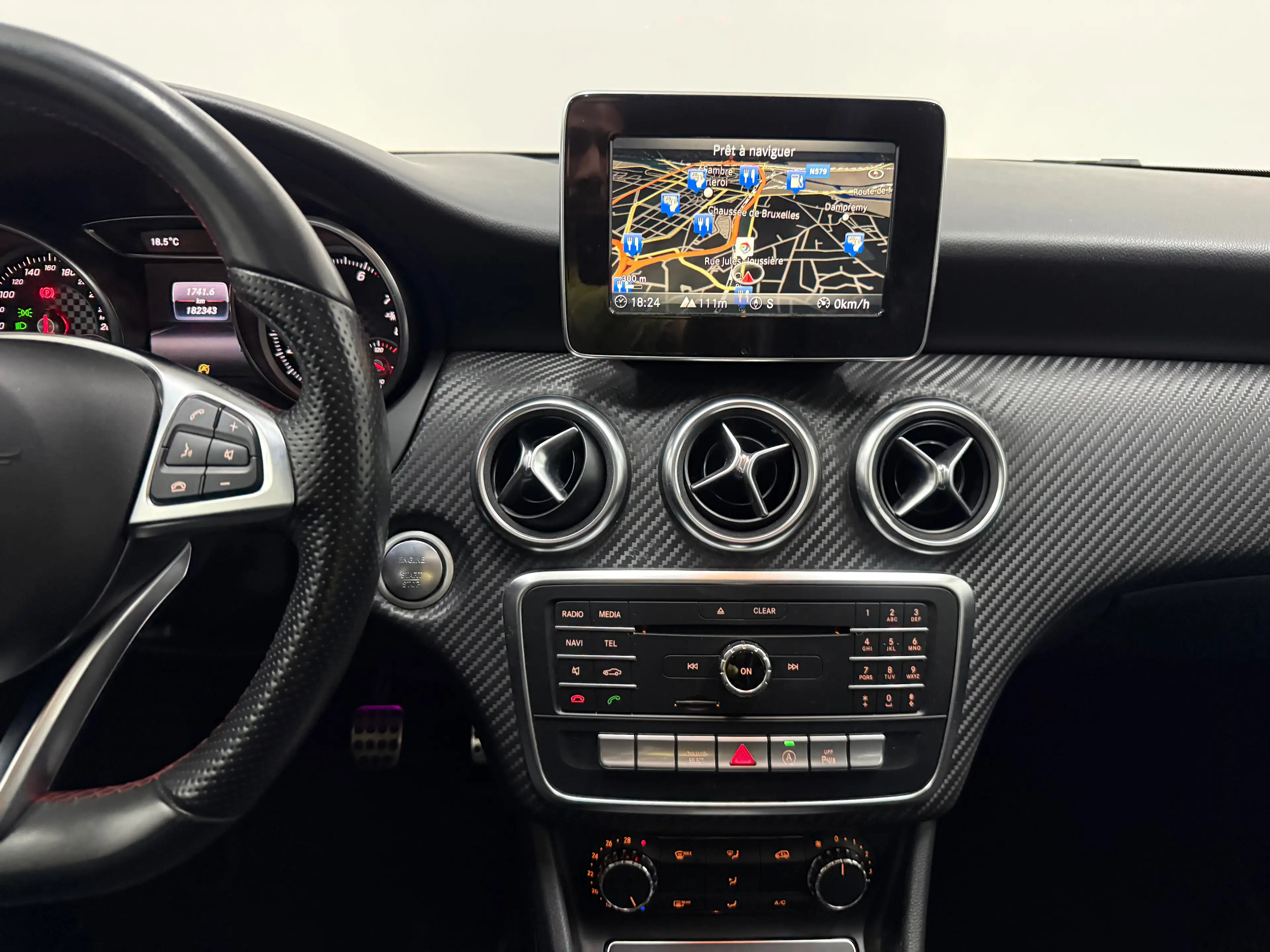 Mercedes-Benz A 180 Pack AMG - Euro 6b - Navi - Camera - Toit ouvrant — photo 13