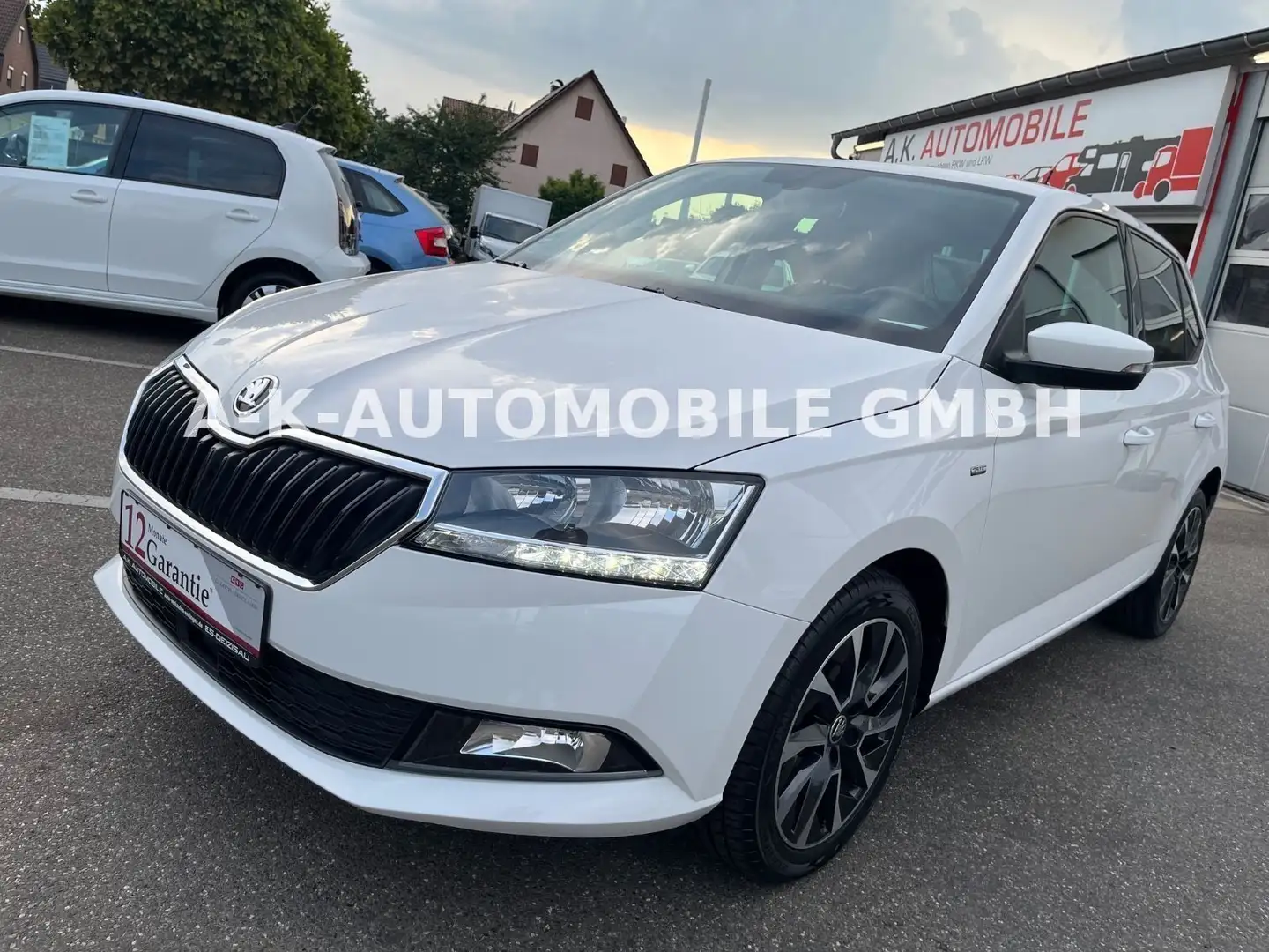 Skoda Fabia DRIVE 125 YEARS*ACC*KLIMA*SHZ*LED*PDC*DAB* Weiß - 1