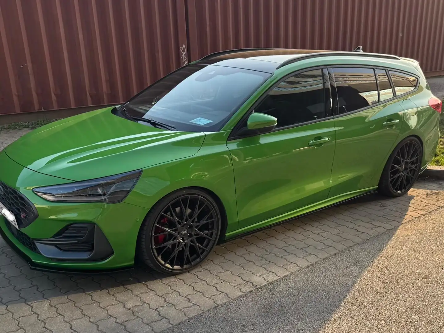 Ford Focus Focus Turnier 2,3 EcoBoost ST X Aut. ST X Grün - 2