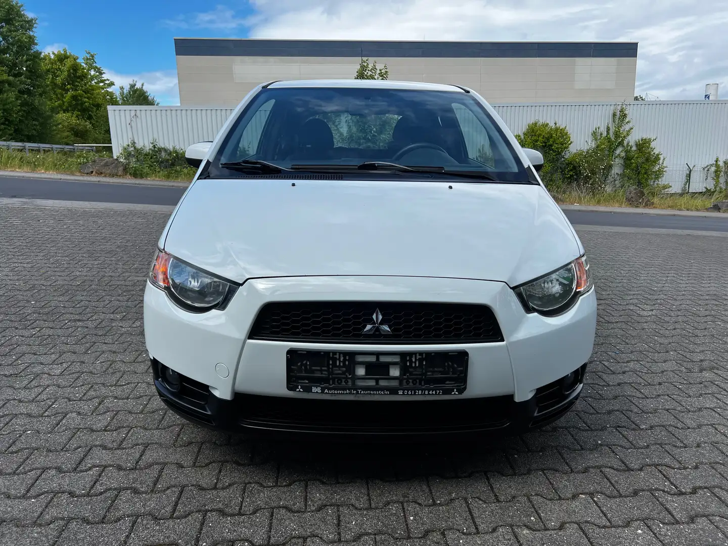 Mitsubishi Colt 1.1 ClearTec Motion Beyaz - 2
