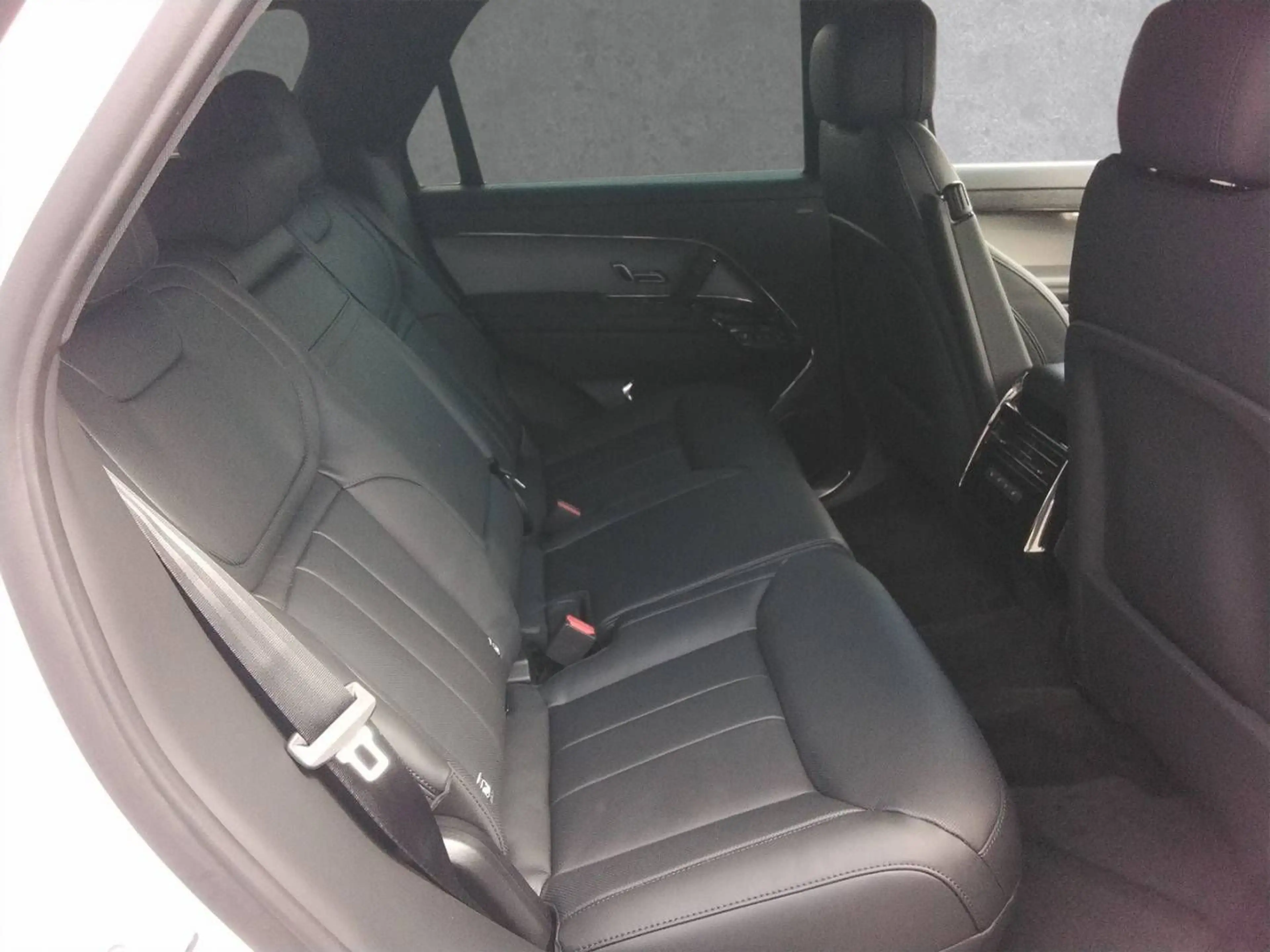 Land Rover Range Rover Sport D250 SE — photo 5