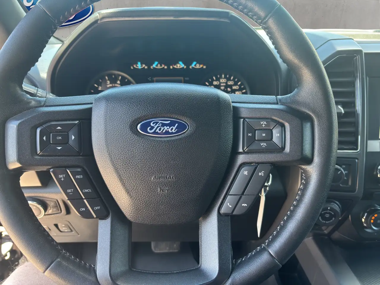 Ford F 150 снимка Ford F 150