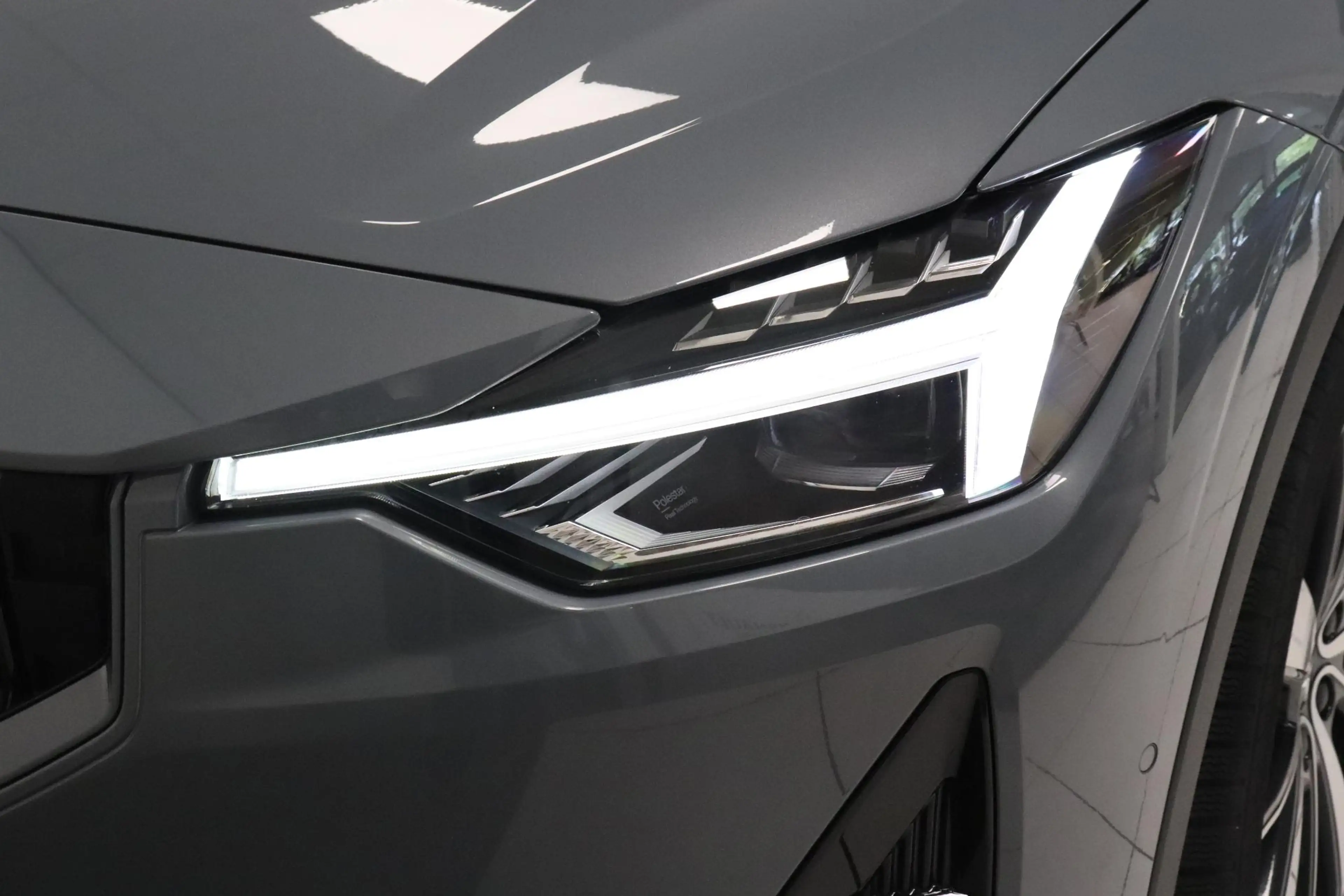 Polestar 2 Standard Range Single Motor 63kWh | 360° Camera | — photo 28