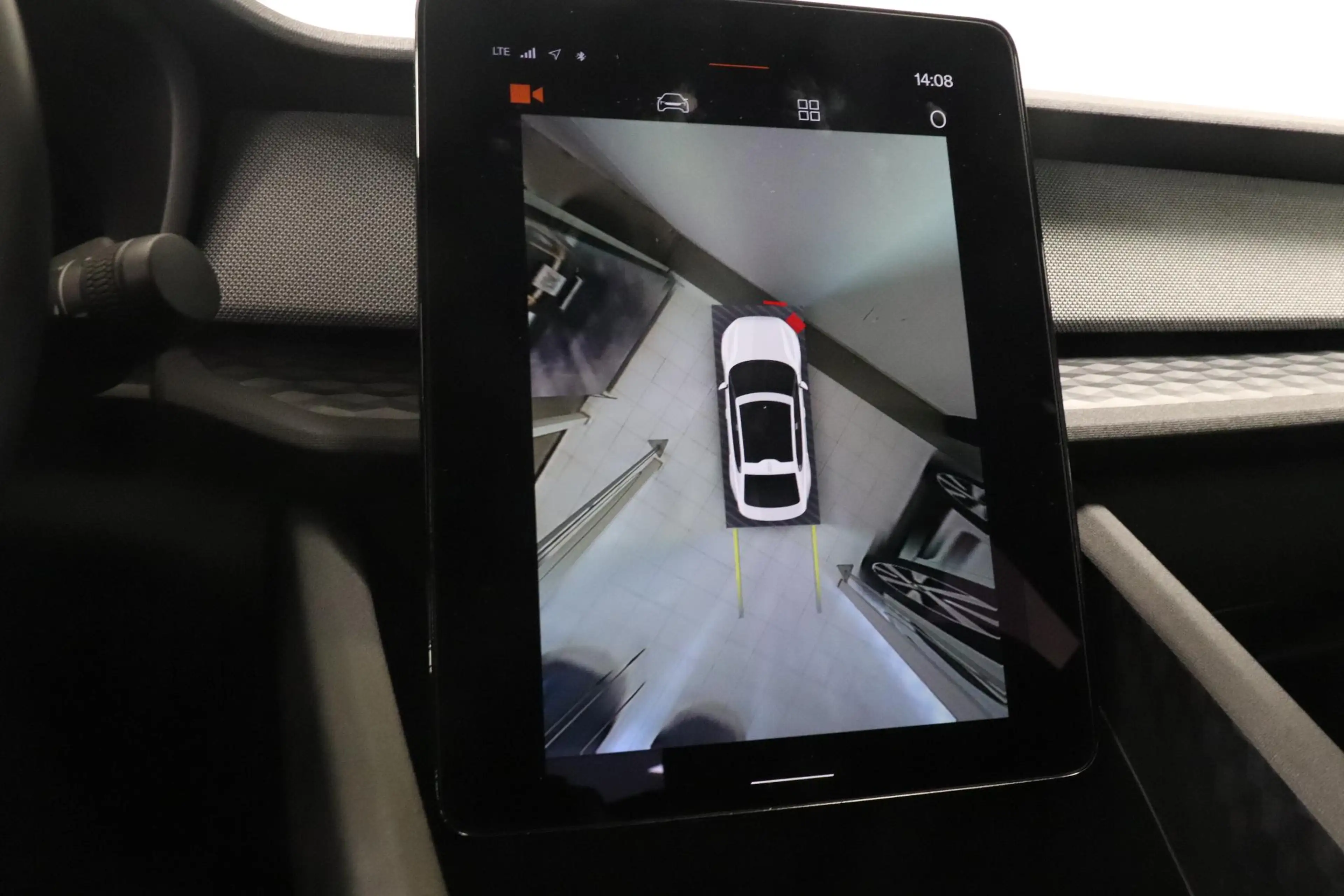 Polestar 2 Standard Range Single Motor 63kWh | 360° Camera | — photo 13