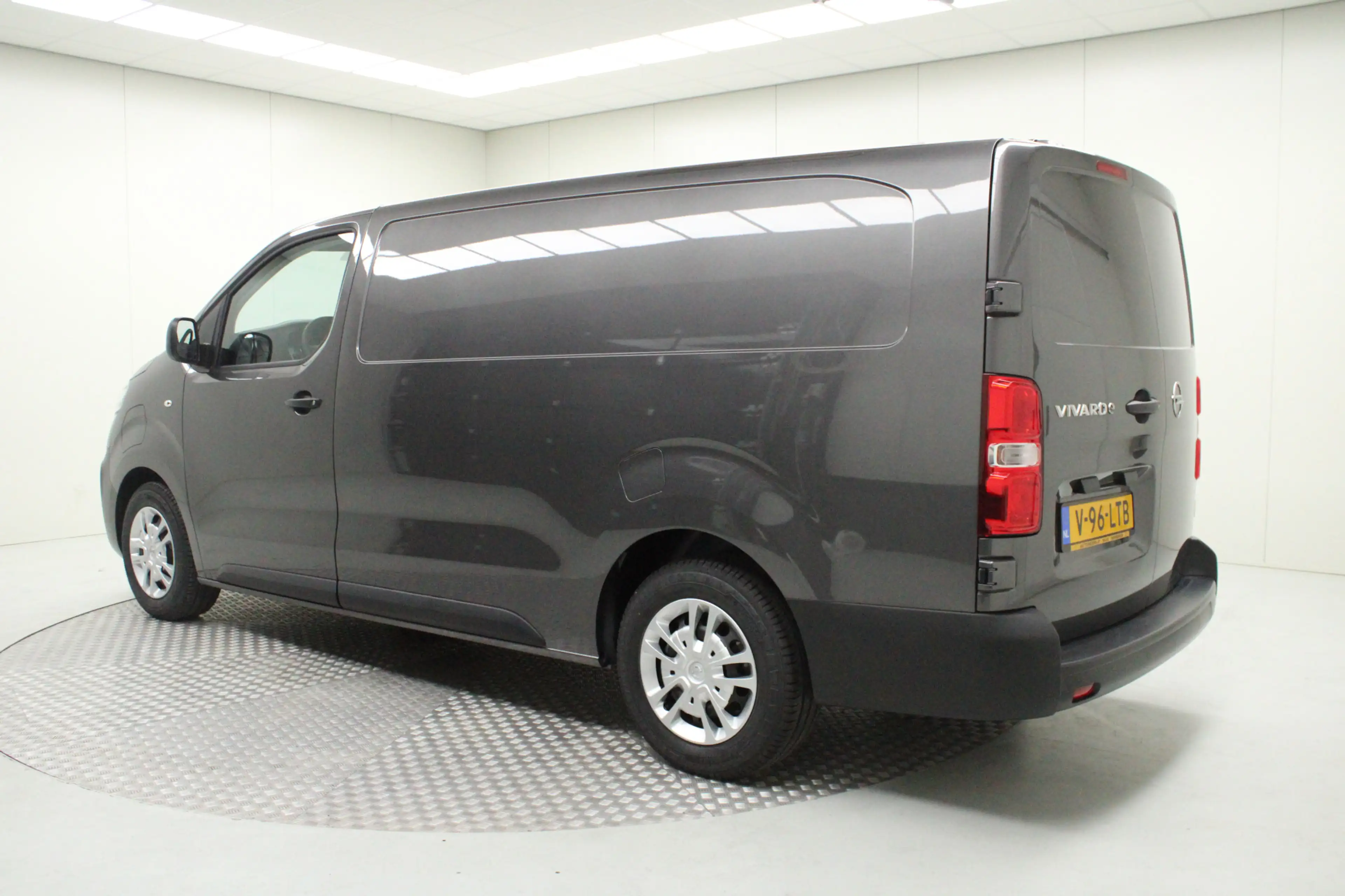 Opel Vivaro-e Electric L3 75 kWh | Airco | Carplay | Navi Full | — photo 3