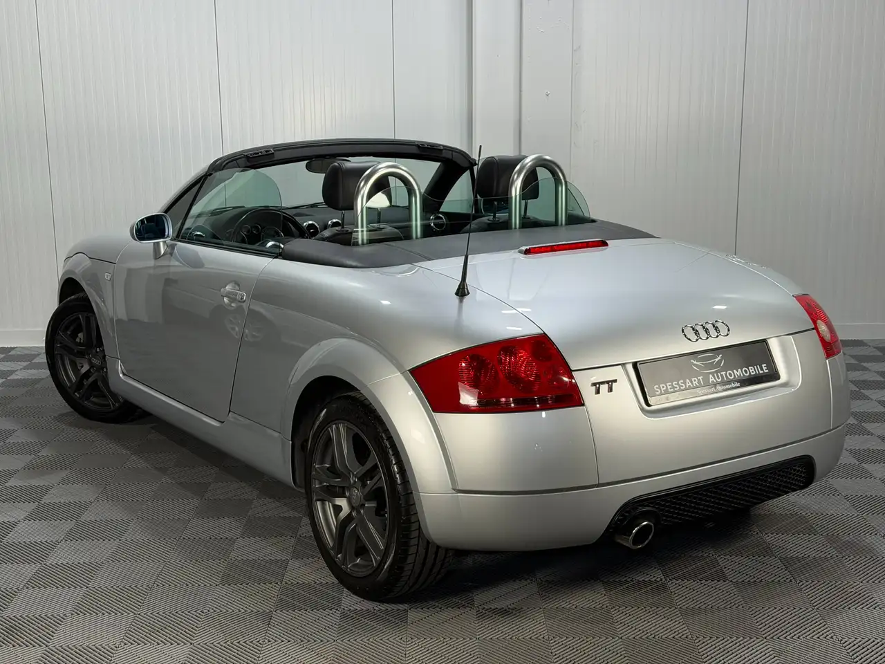 Audi TT 1.8T ROADSTER|XENON|BOSE|TEMPOMAT|179PS|ROSTFREI|SCHECKHEFT|RECHNUNGEN|TÜV NEU, foto 6