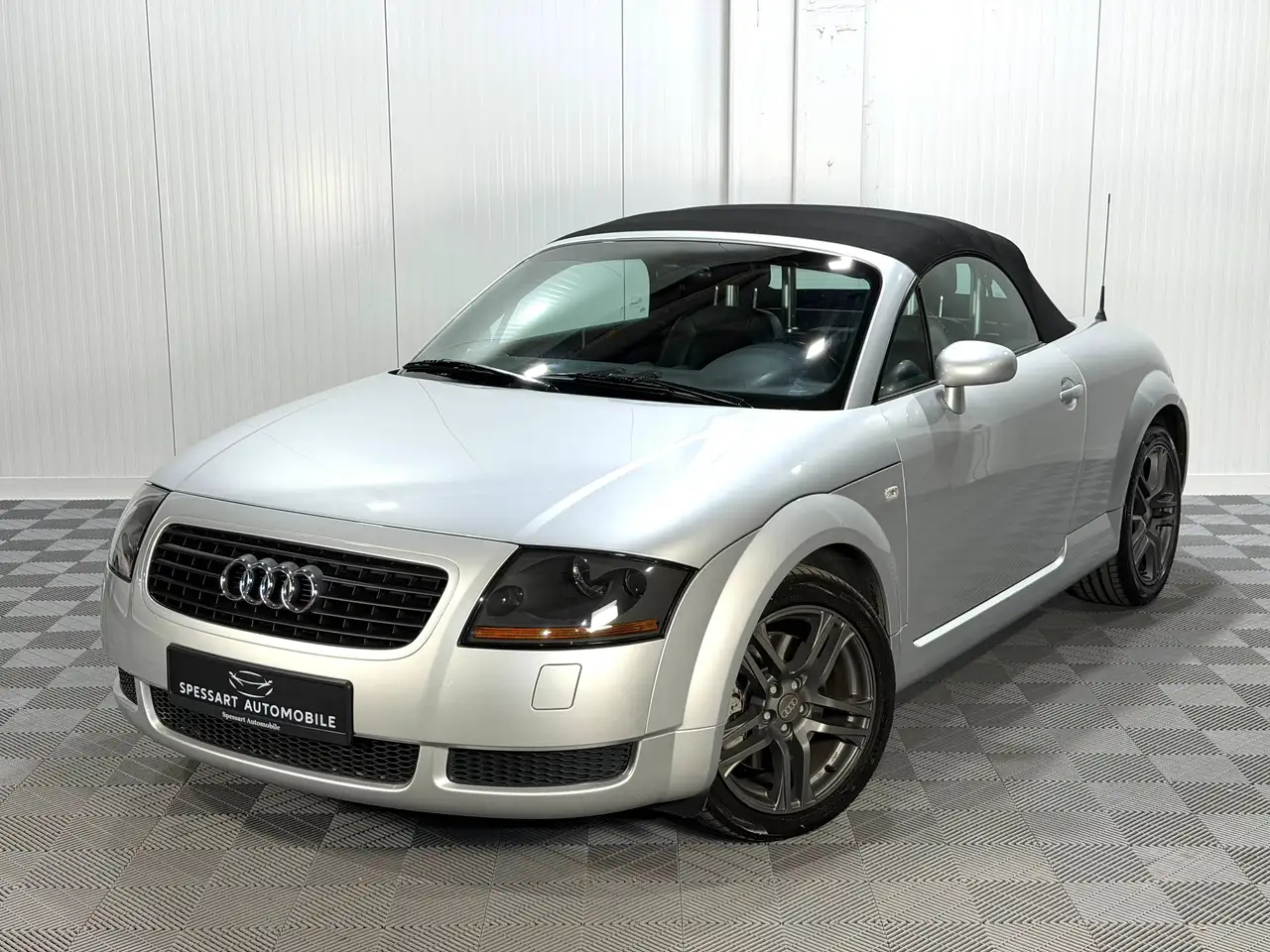 Audi TT 1.8T ROADSTER|XENON|BOSE|TEMPOMAT|179PS|ROSTFREI|SCHECKHEFT|RECHNUNGEN|TÜV NEU, foto 4