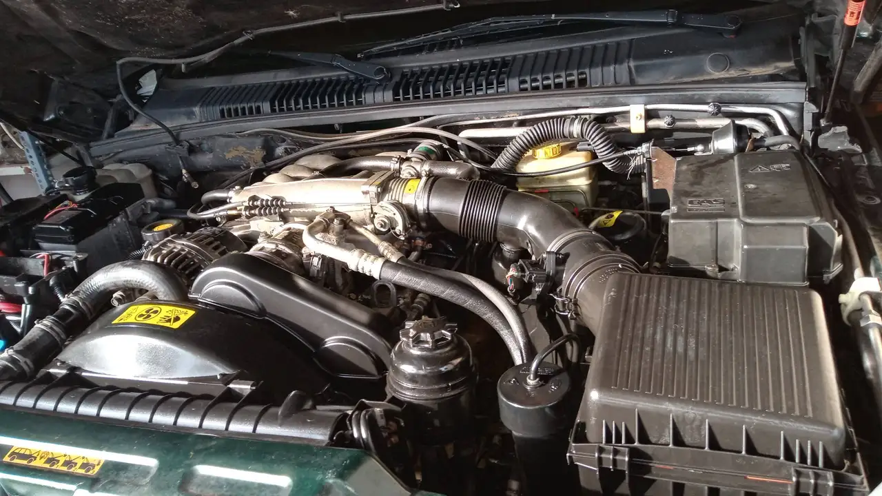 Land Rover Range Rover 4.6 V8 HSE MOT. NUOVO, foto 2