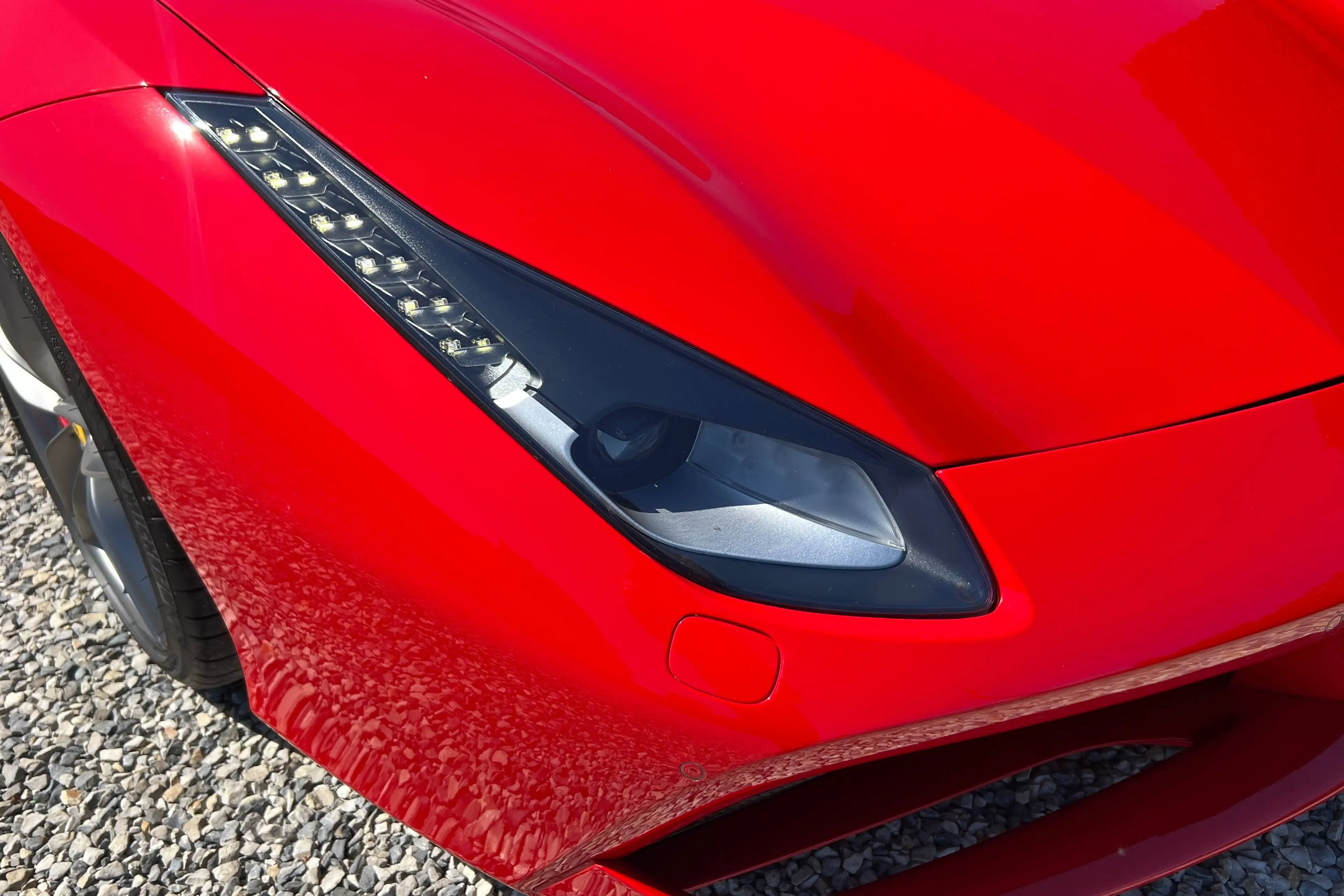 Ferrari 488 488 GTB - 1 Owner - Only 6035 Km — photo 5