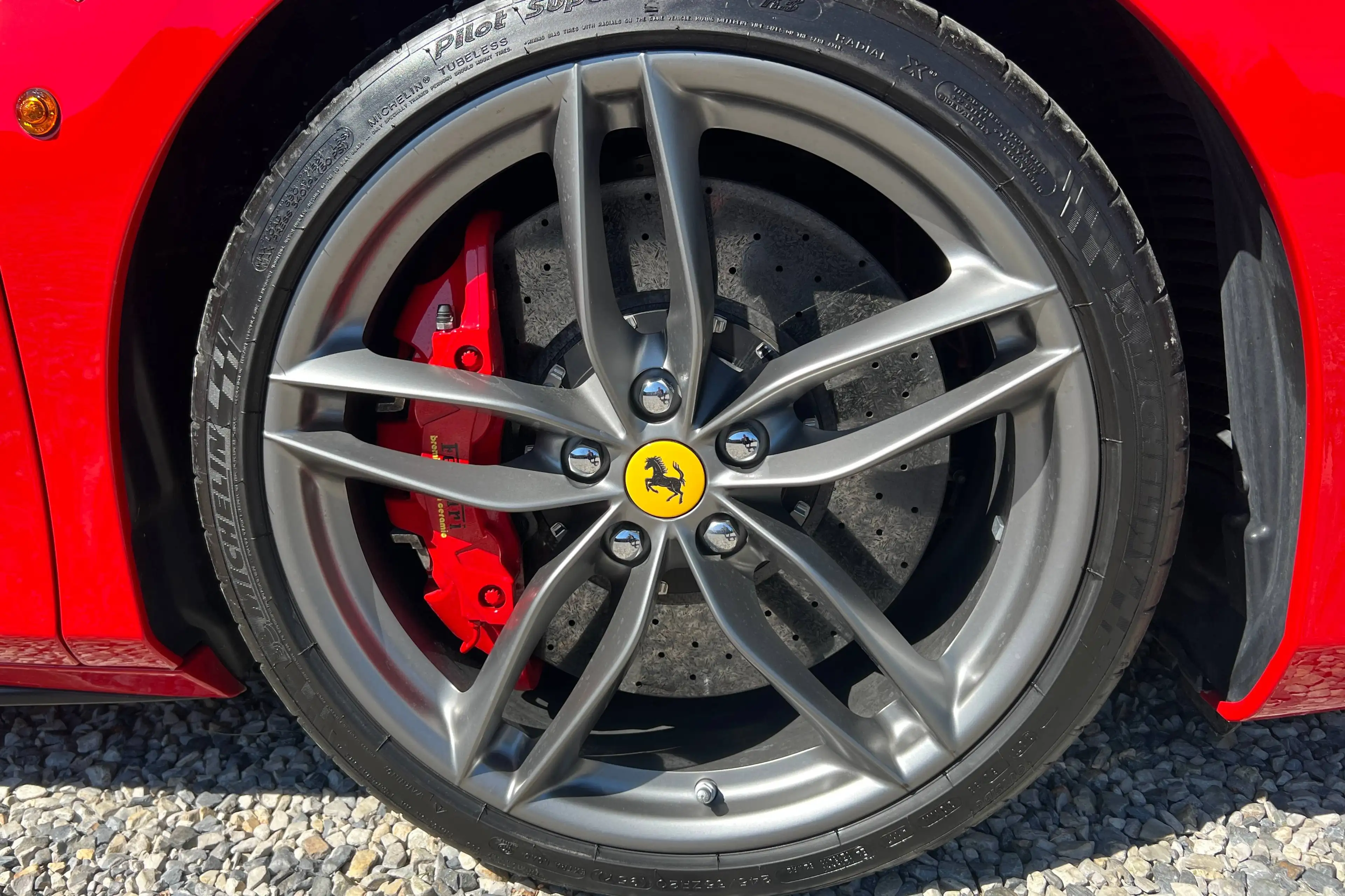 Ferrari 488 488 GTB - 1 Owner - Only 6035 Km — photo 10