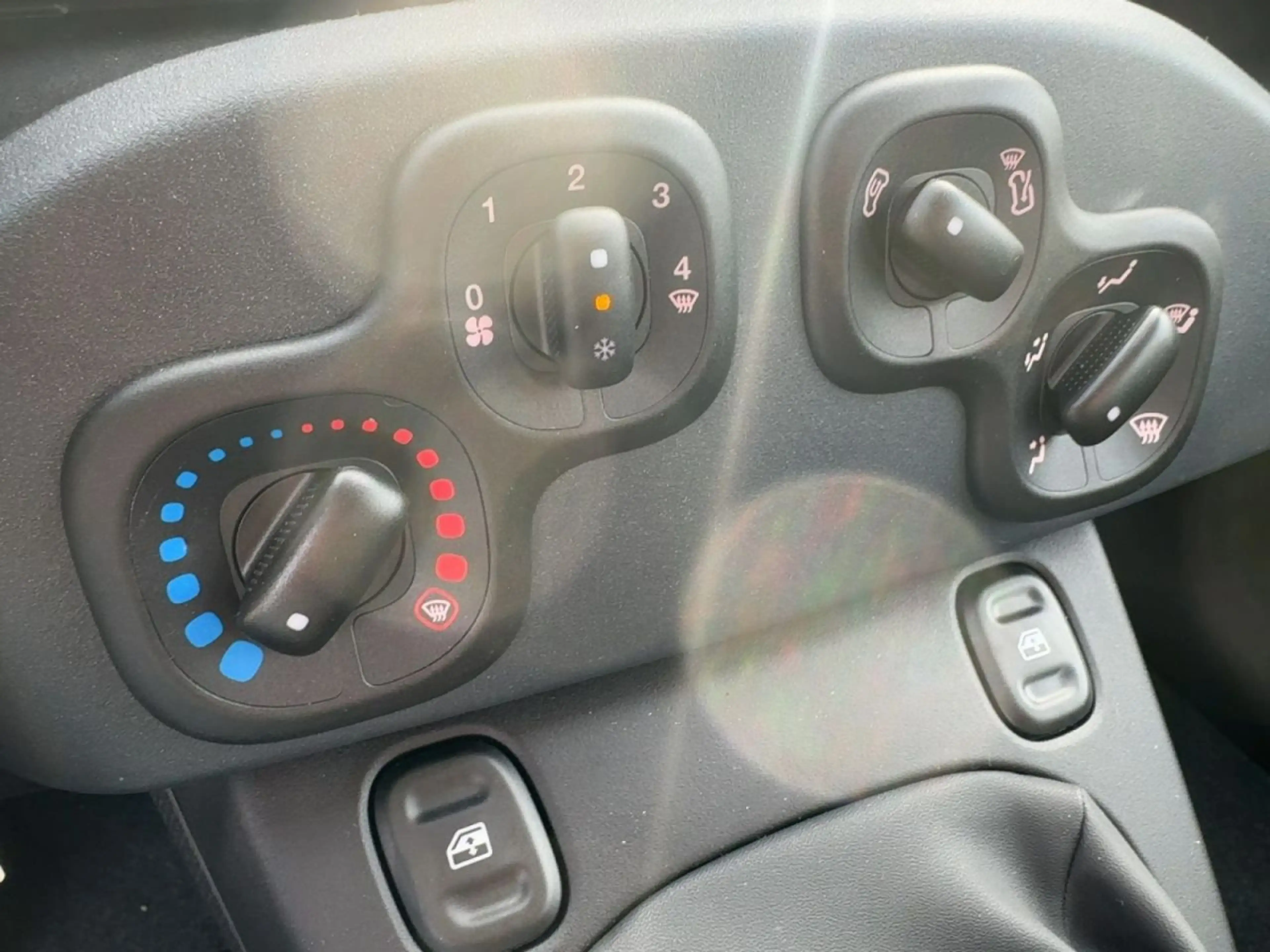 Fiat Pandina Pop 1.0 Hybrid — photo 15