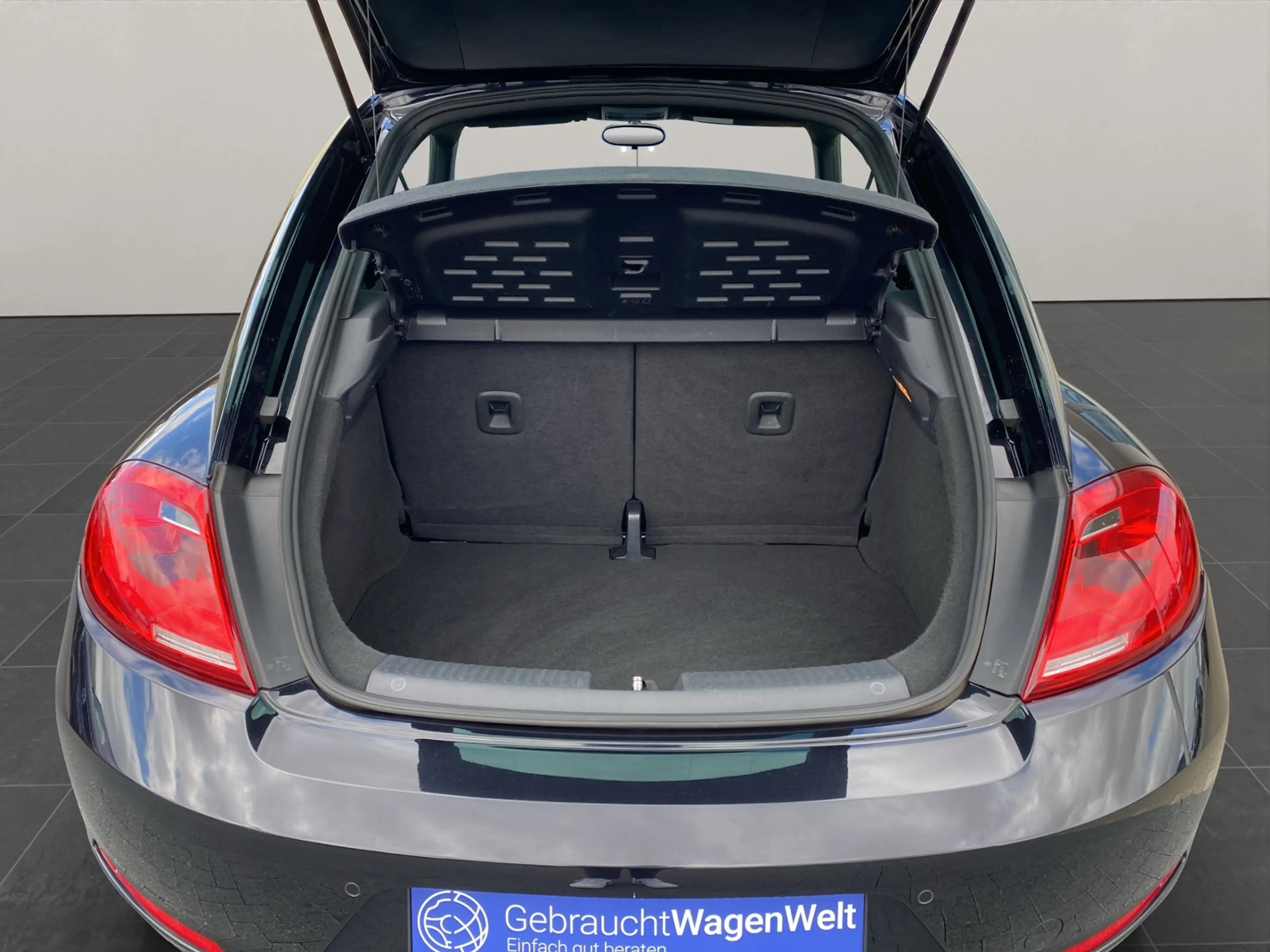 Volkswagen Beetle 1.2 TSI Design *PDC SHZ* — photo 10