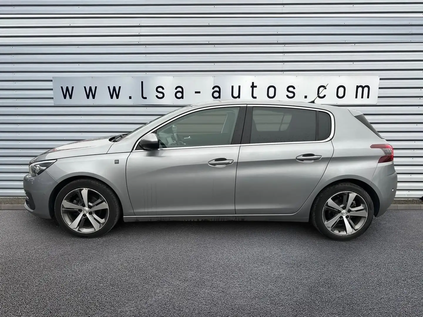 Peugeot 308 1.2i PureTech 110 Tech Edition Gris - 2