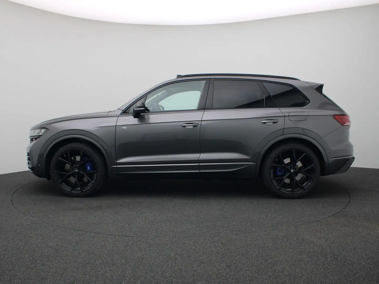 Volkswagen Touareg 3.0 TSi eHybrid 4MOTION R Edition 463PK DSG matrix Grijs - 2