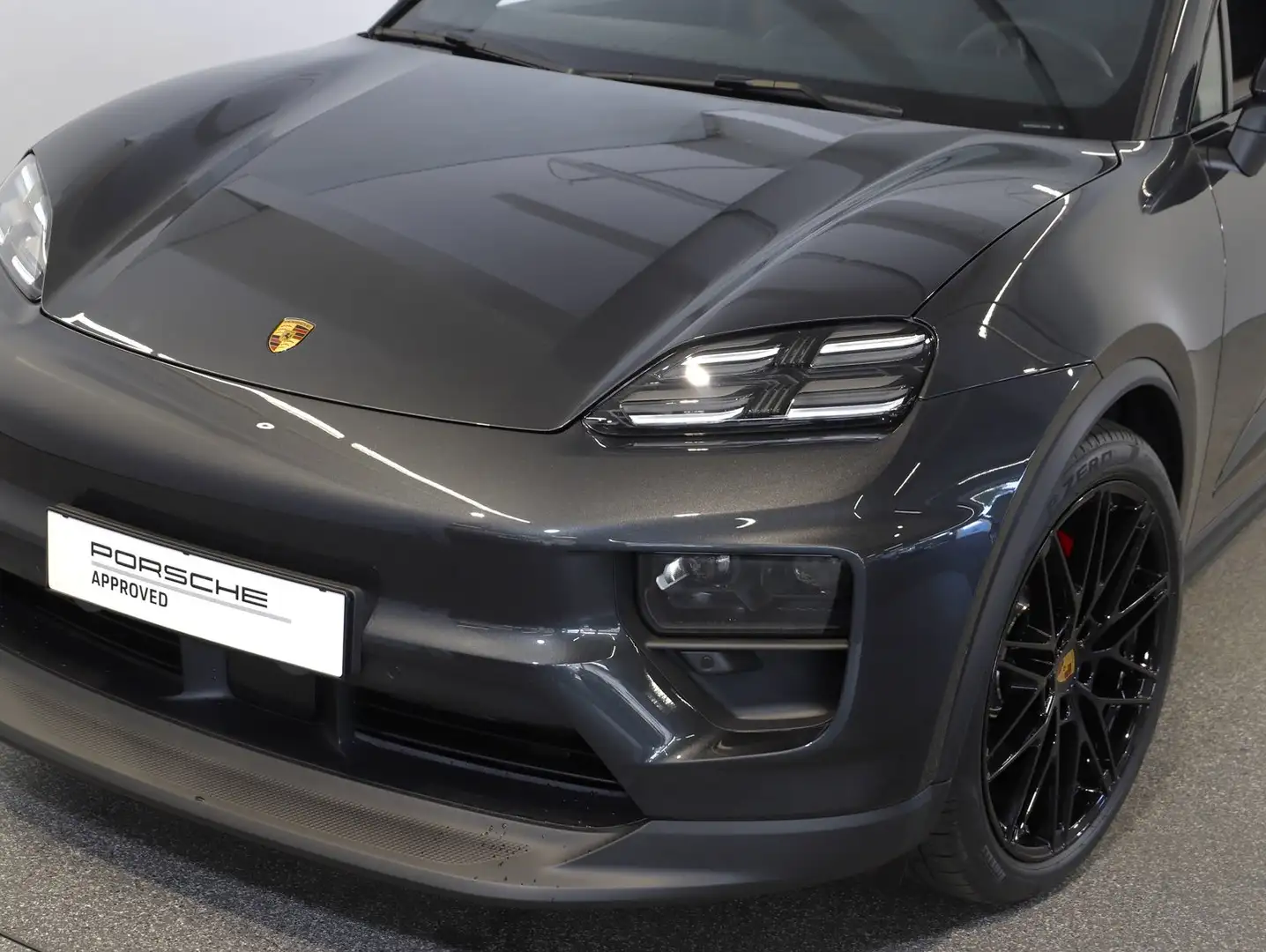 Porsche Macan 4S Grau - 2