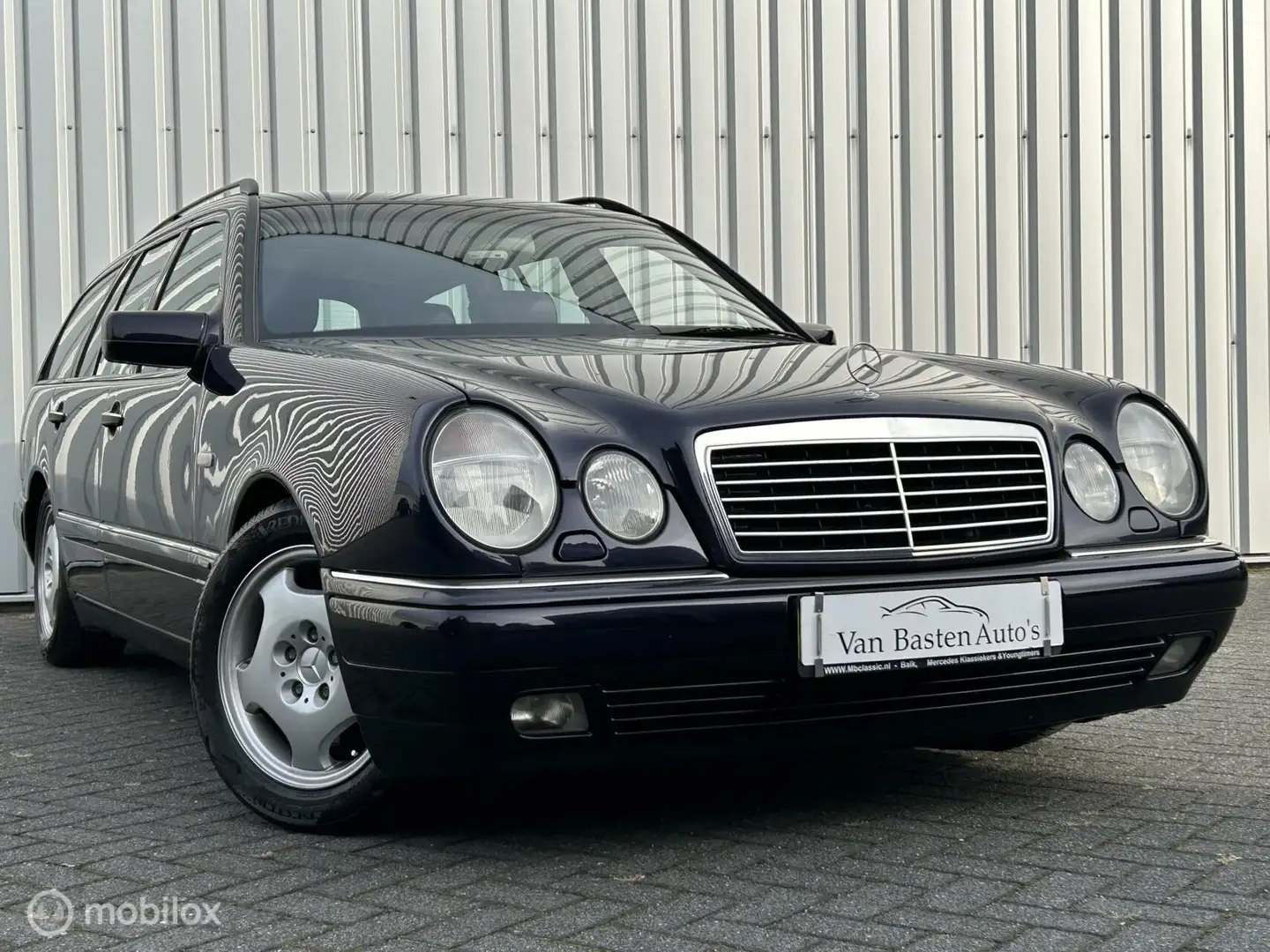 Mercedes-Benz E 420 Combi Avantgarde Paars - 1