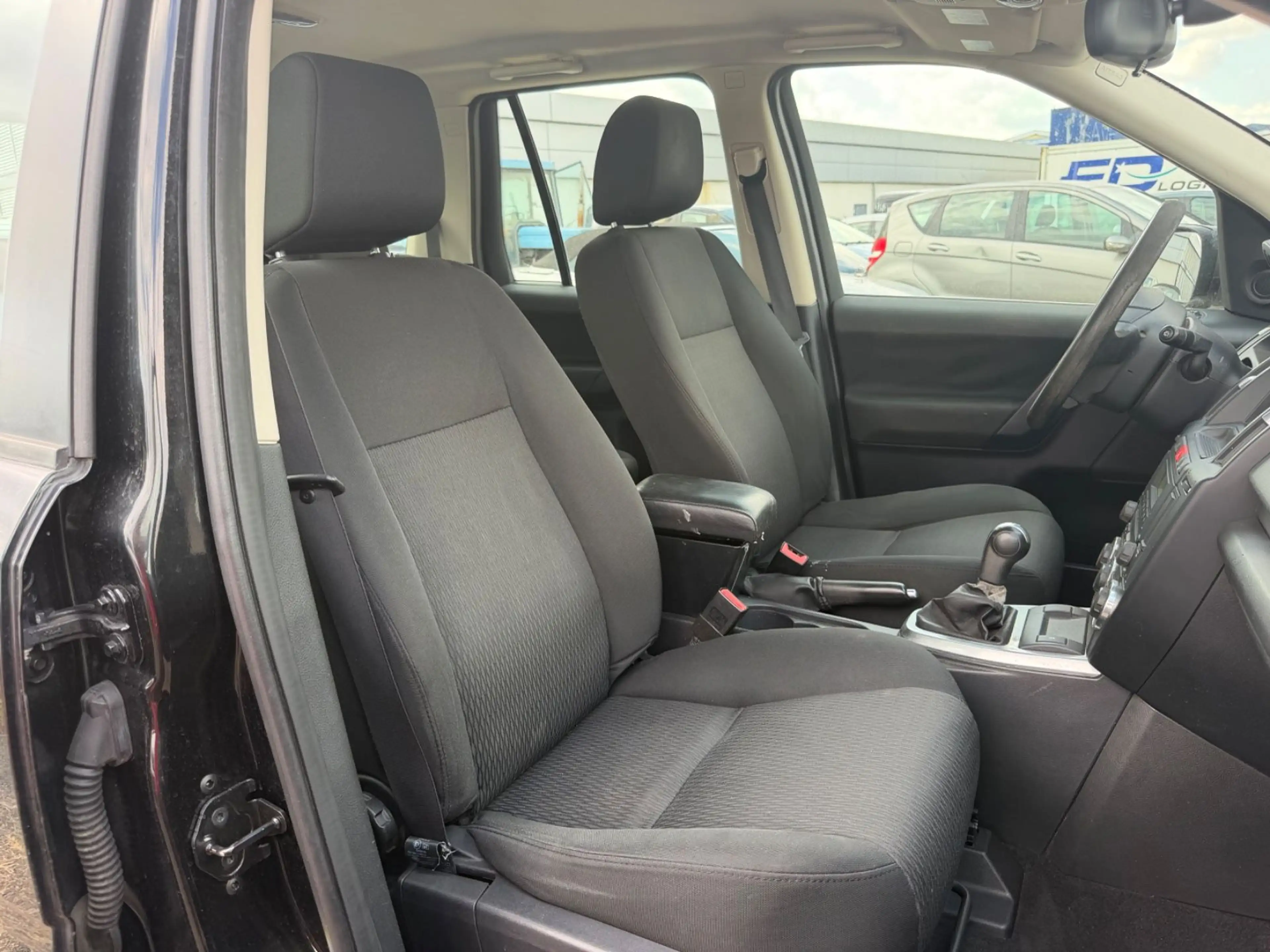 Land Rover Freelander 2 E eD4 — photo 14