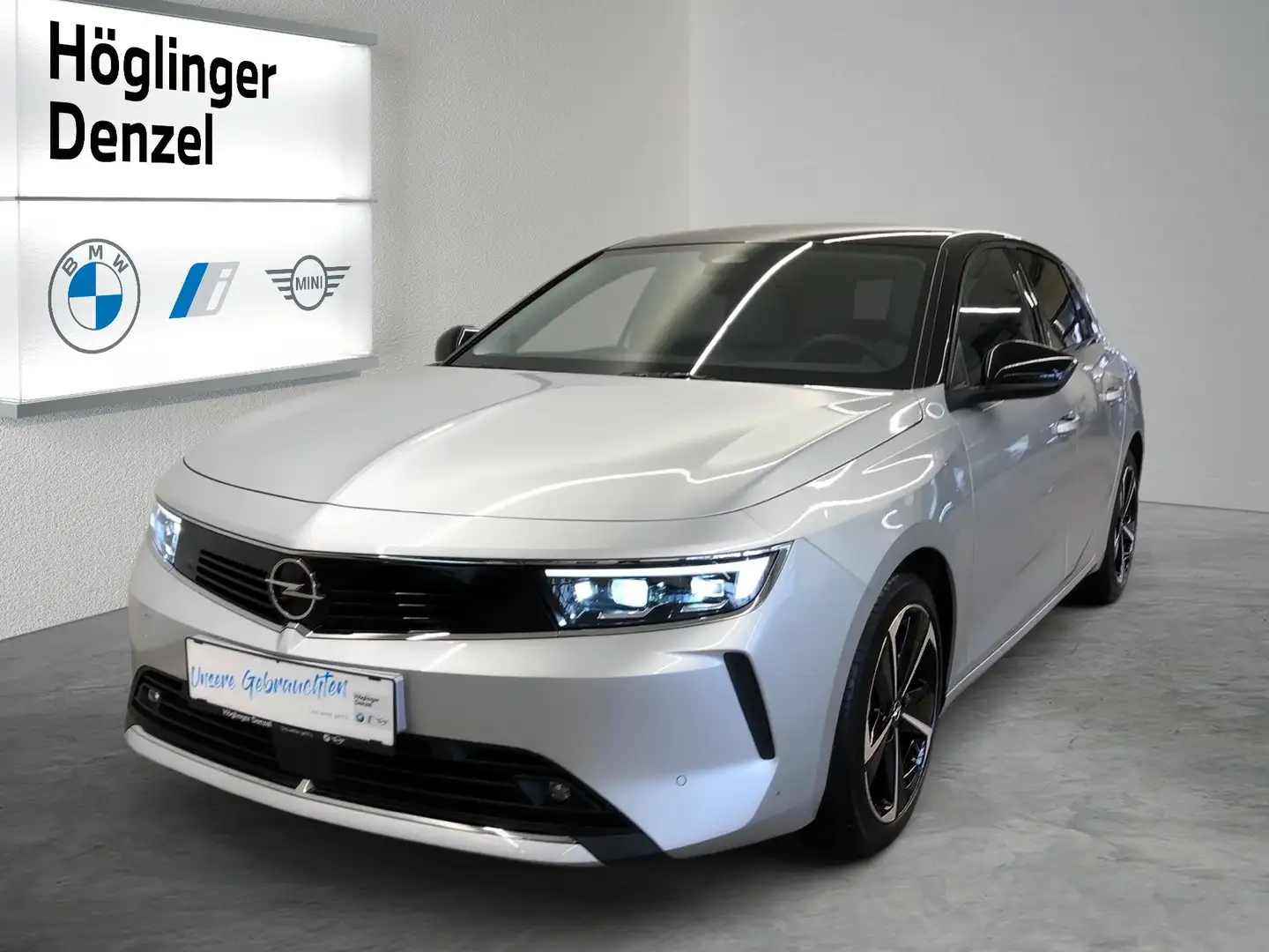 Opel Astra Astra 1,2 Turbo Elegance Silber - 1