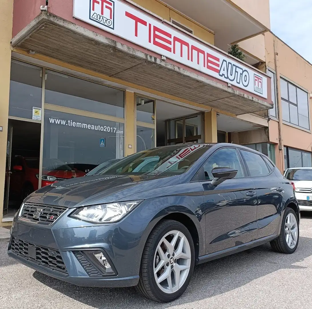 SEAT Ibiza 1.0 tgi FR 90cv B/METANO Grigio - 1