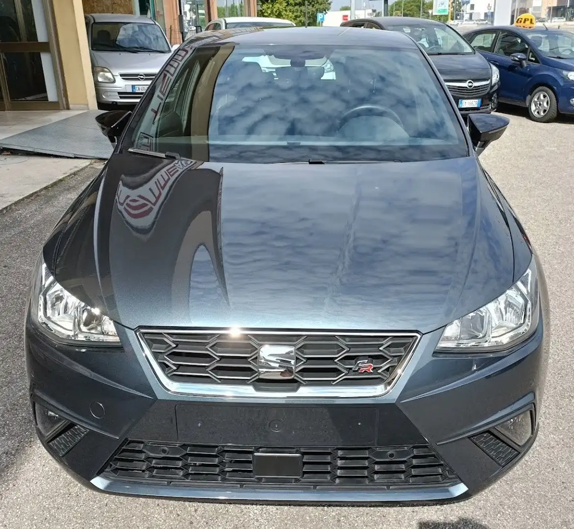 SEAT Ibiza 1.0 tgi FR 90cv B/METANO Grigio - 2