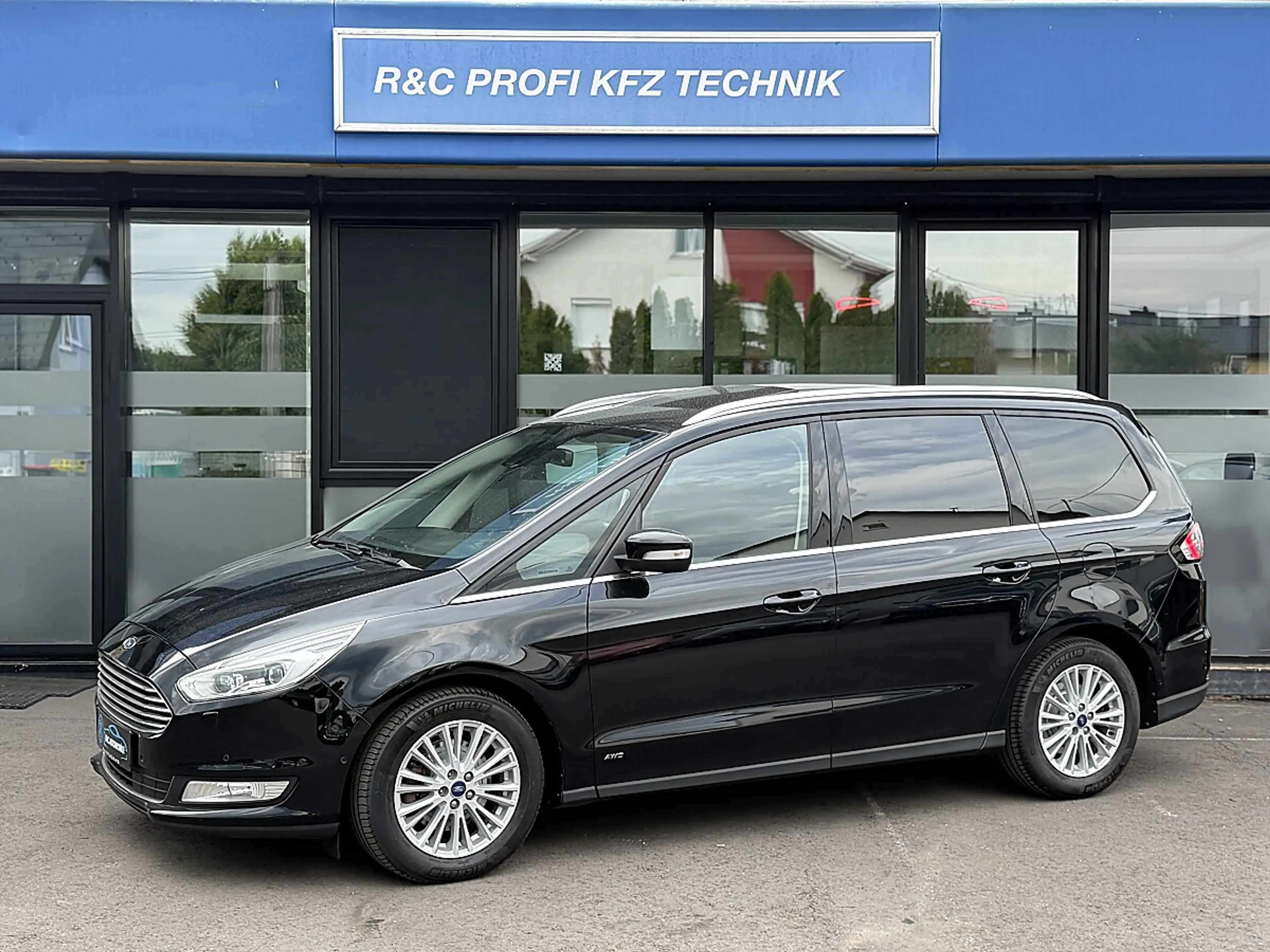 Ford Galaxy 2.0 TDCi Titanium AWD Start/Stopp/KEYLESS/PANO/SHZ — photo 5