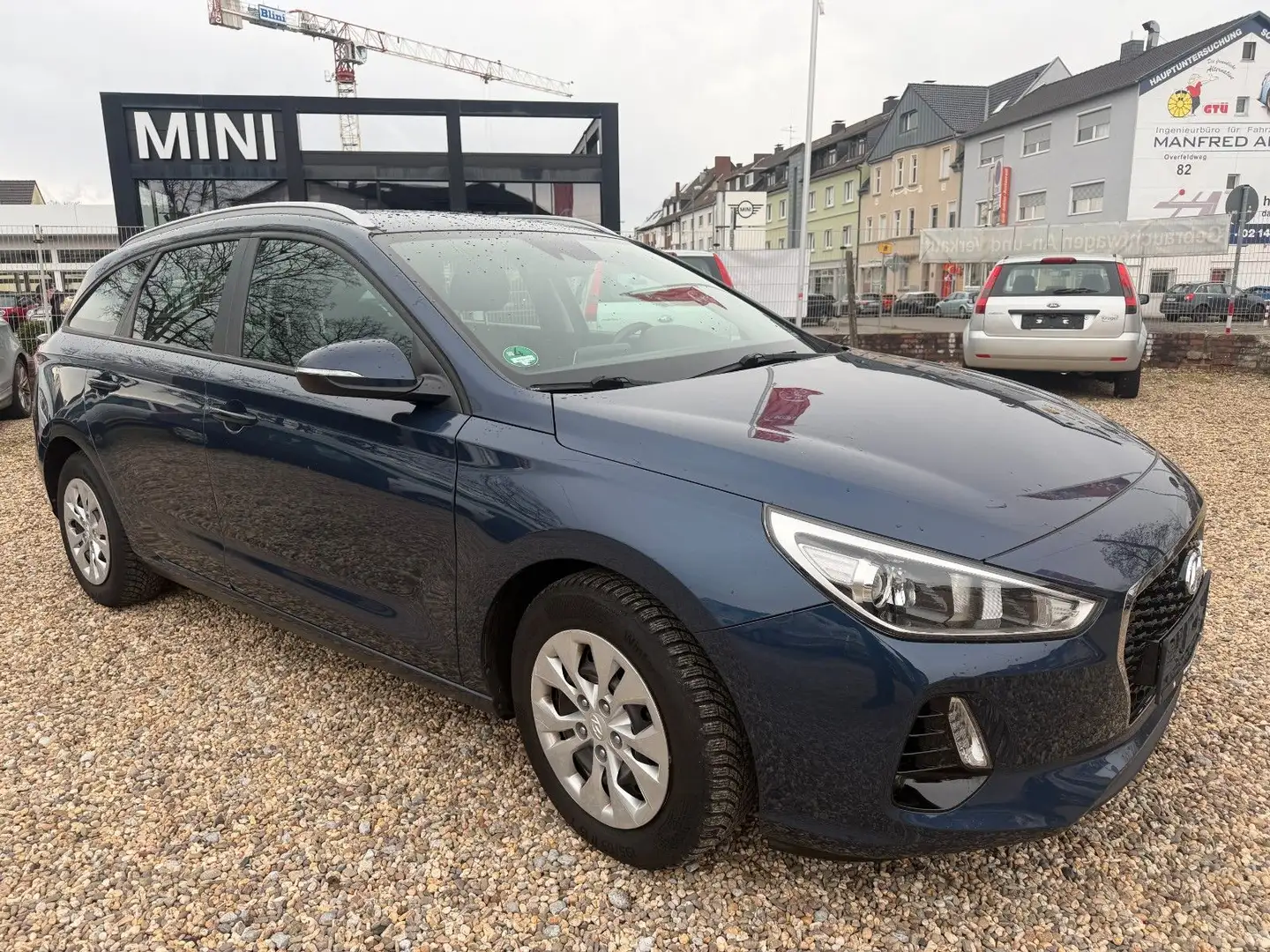 Hyundai i30 cw Family Blau - 1