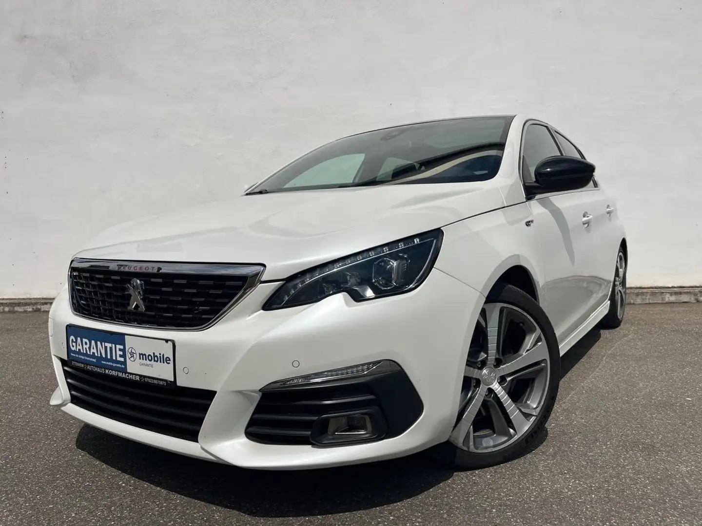 Peugeot 308 1.6  225 GT 6d-TEMP NAVI LEDER LED PANO AHK ABNEHM - 1