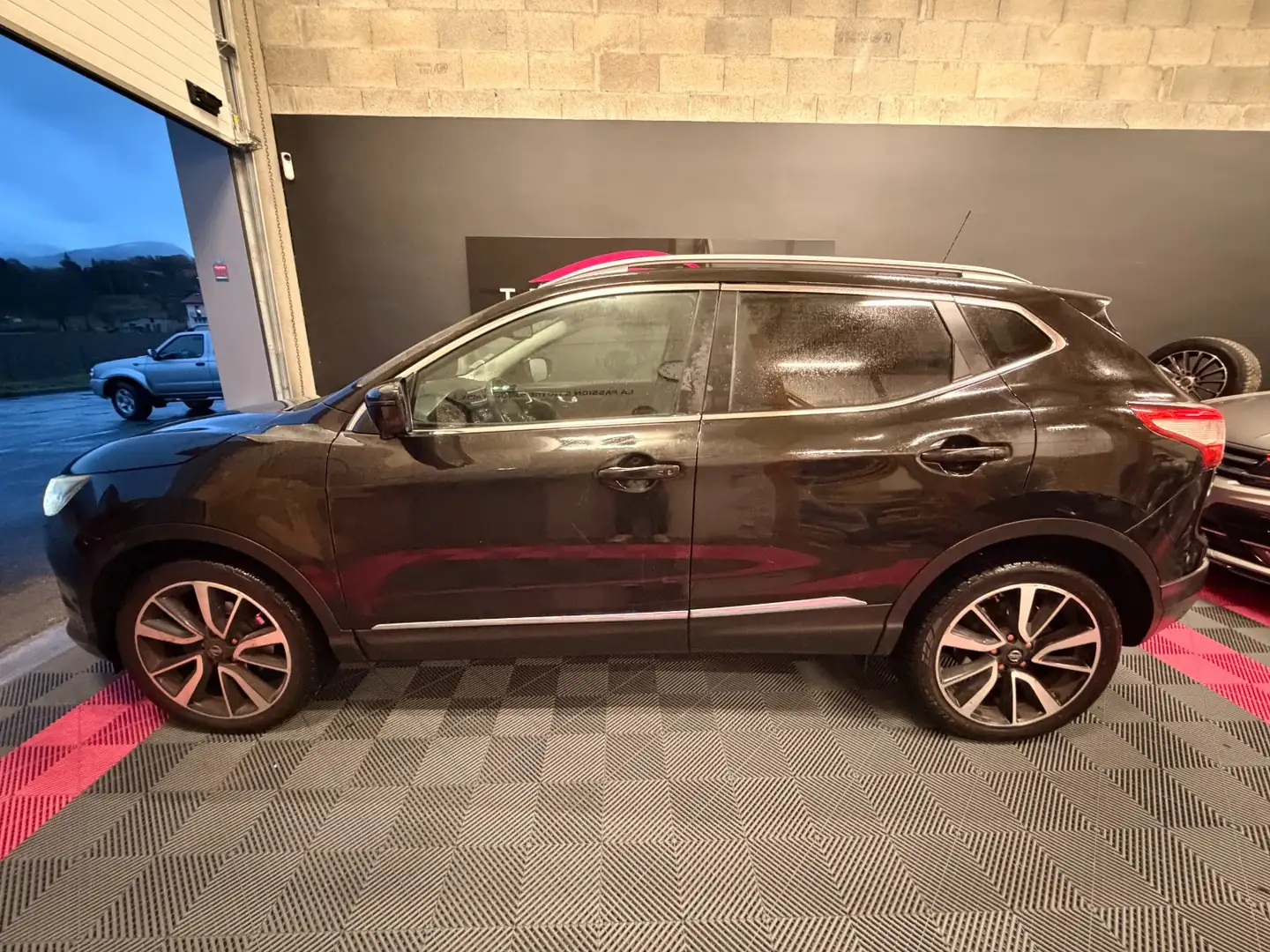 Nissan Qashqai Qashqai 1.6 dCi 130 Stop/Start Business Edition Xtronic A Noir - 2