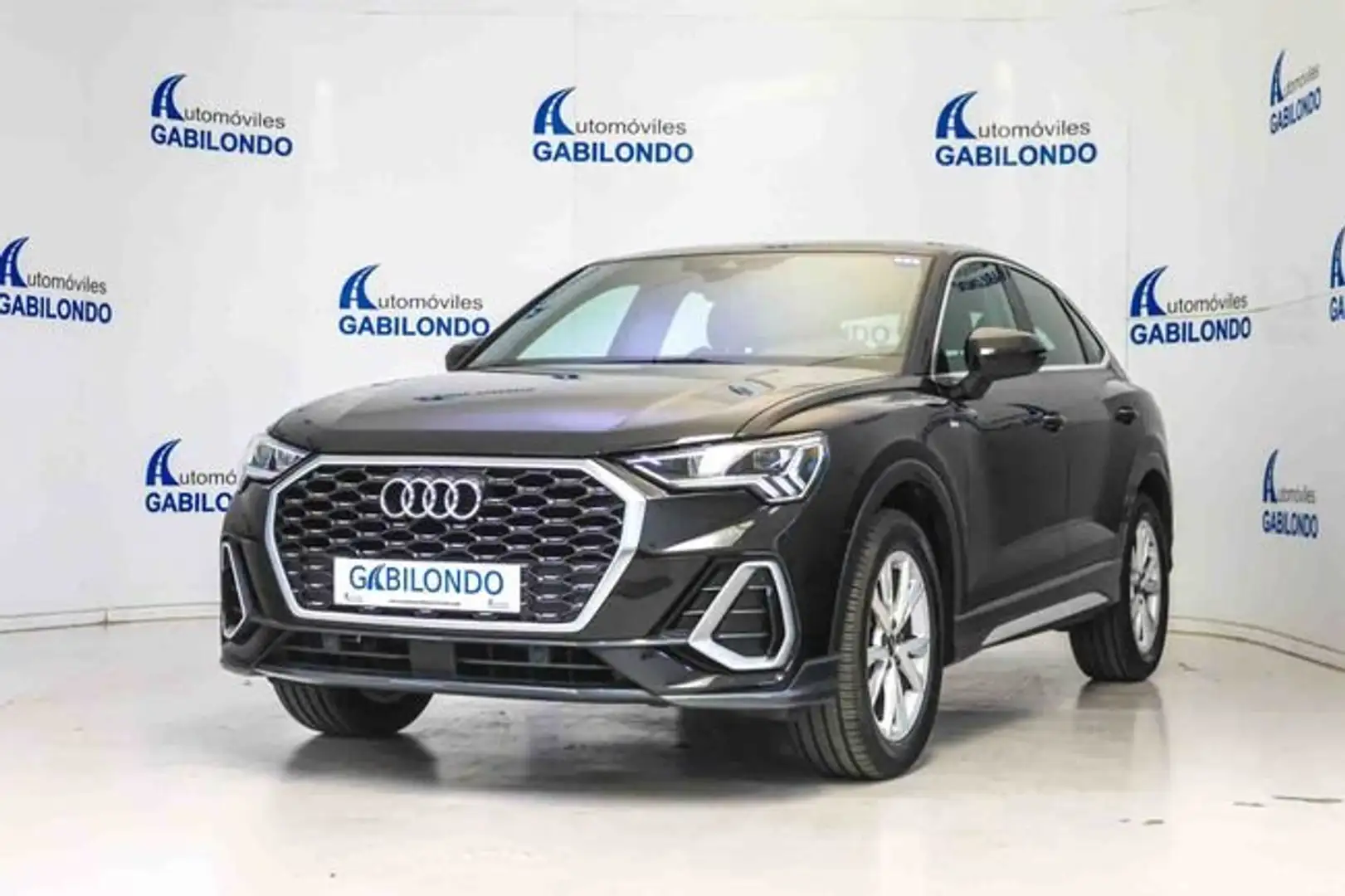 Audi Q3 S line 35 TFSI 110kW (150CV) S tronic Negro - 1