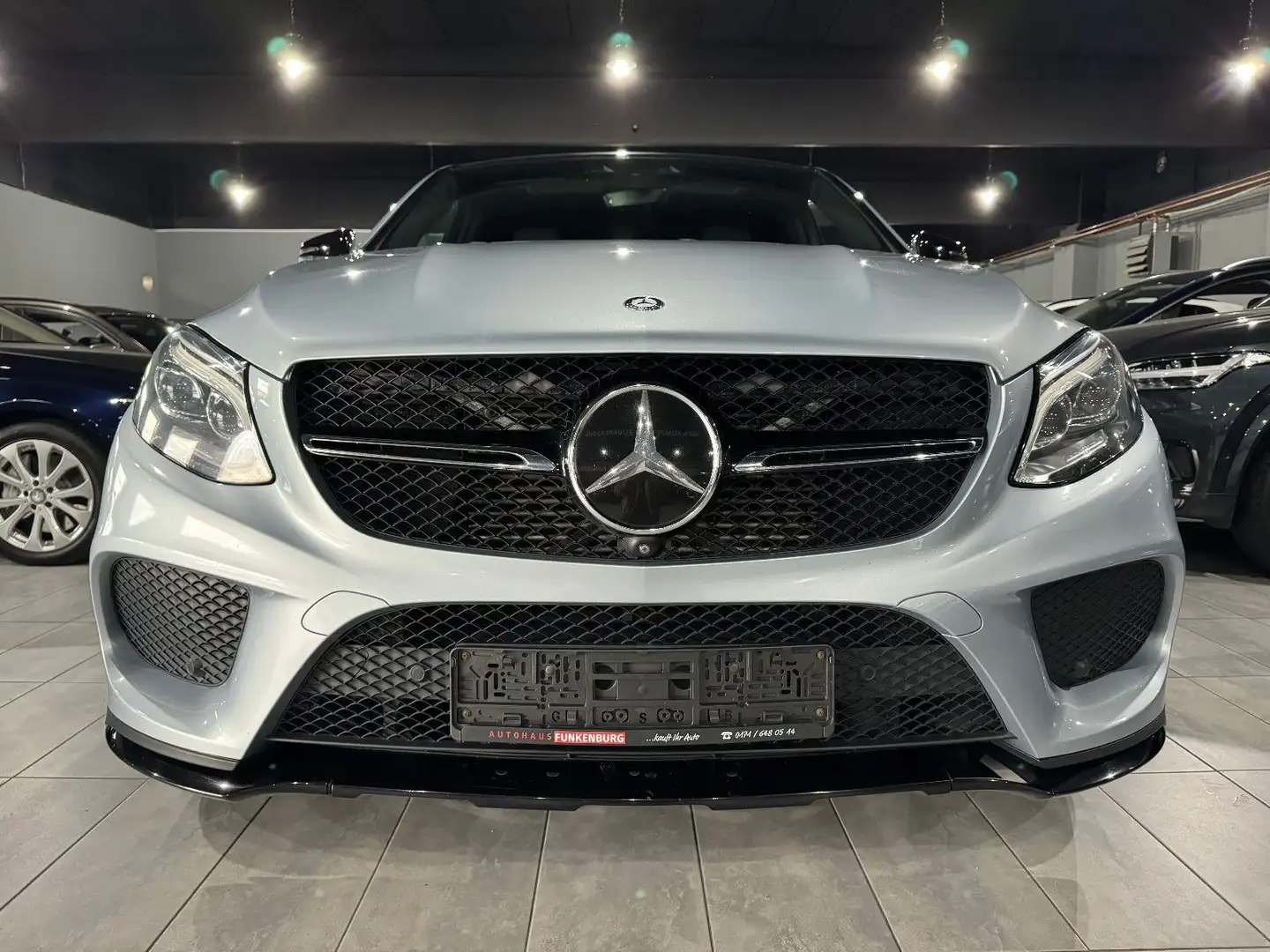 Mercedes-Benz GLE 350 Coupe  d 4M AMG PANO/360°/DISTR/LED/NIG Silber - 2