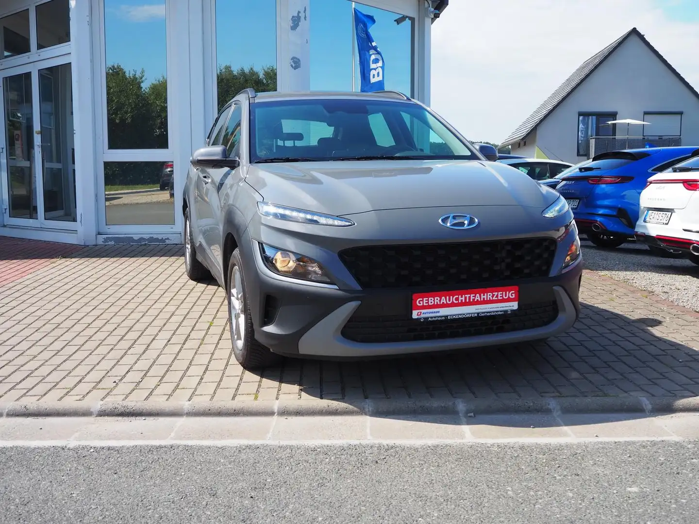 Hyundai KONA 1.0 T-GDI 48V *Klima-AT*Sitzhzg*uvm* Grau - 1