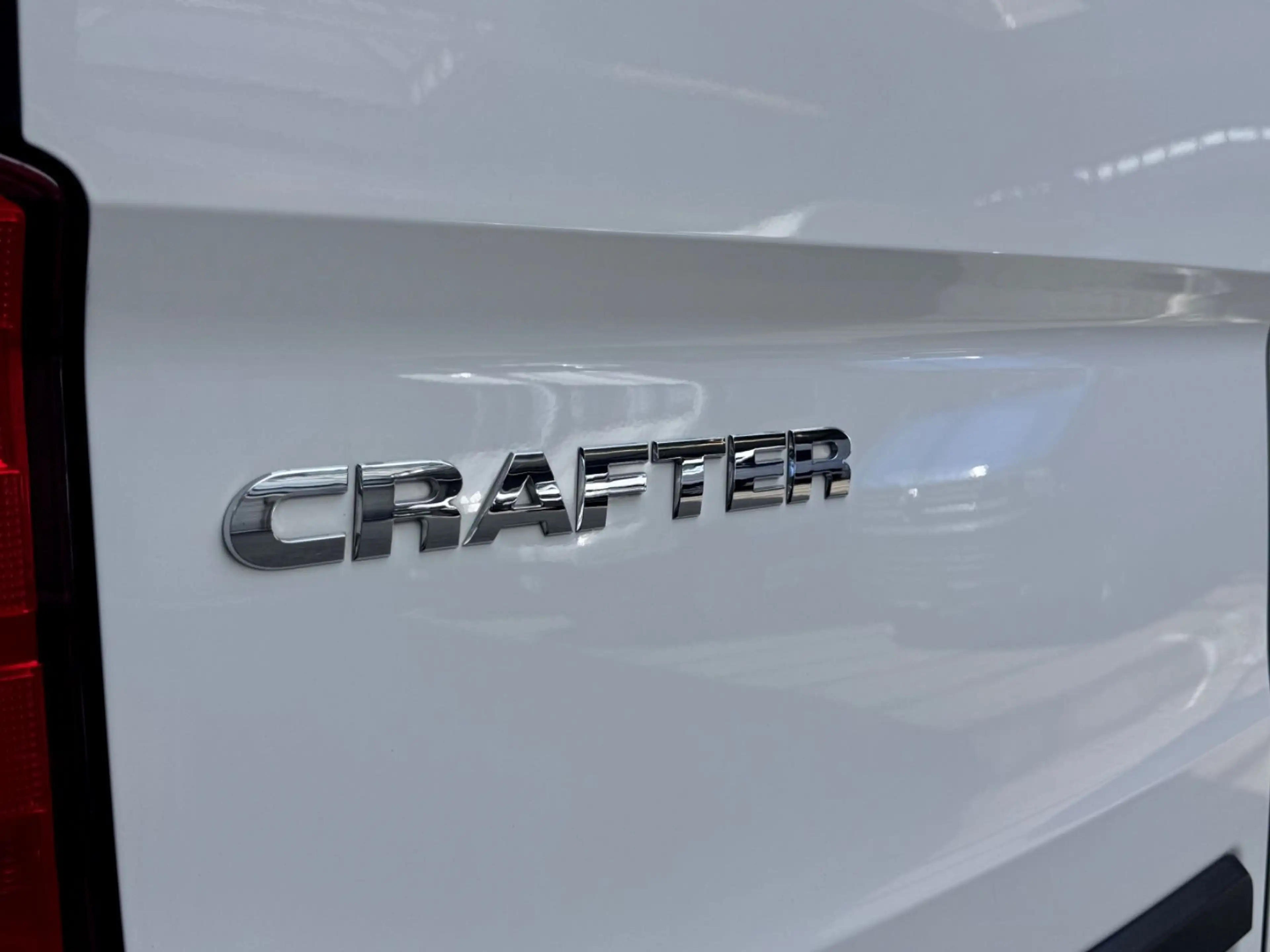 Volkswagen Crafter 2.0 TDI L3H2 3,5t AHK KLIMA NAVI CAM LED — photo 9