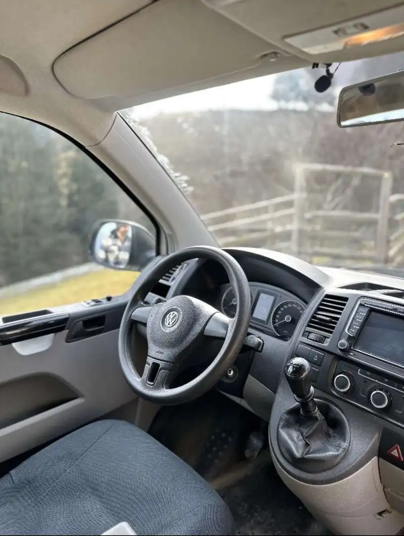 Volkswagen T5 Transporter standart Weiß - 2