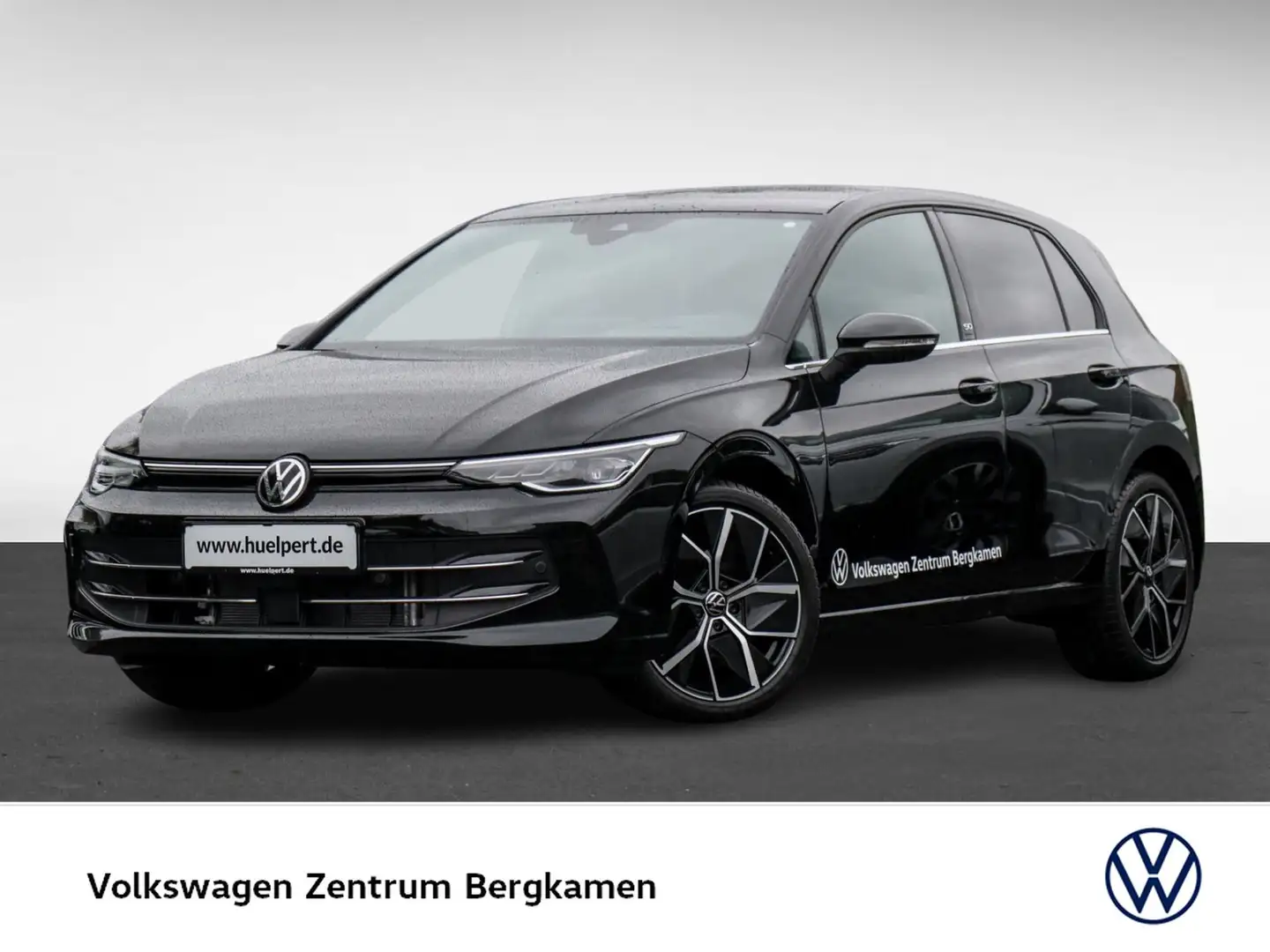 Volkswagen Golf VIII 1.5 eTSI EDITION 50 PANO CAM ACC LM18 Schwarz - 1