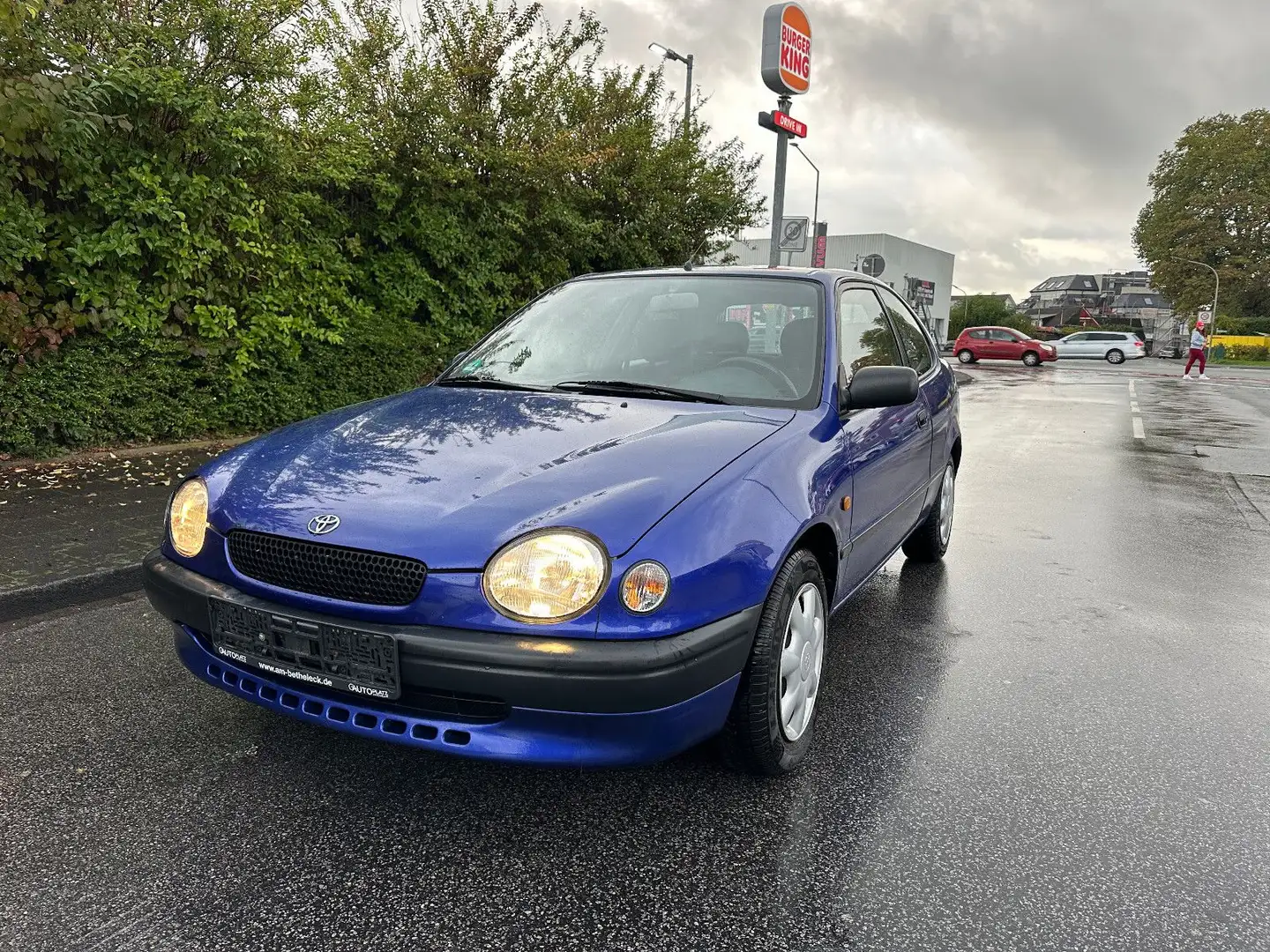 Toyota Corolla 1,4 Sehr Gepflegt Blau - 2