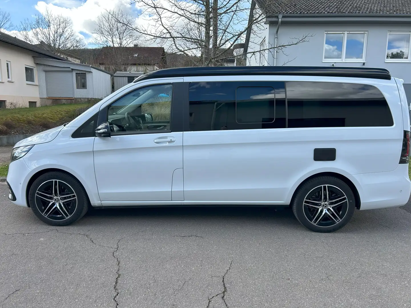 Mercedes-Benz V 300 Marco Polo *AMG Line* Білий - 2