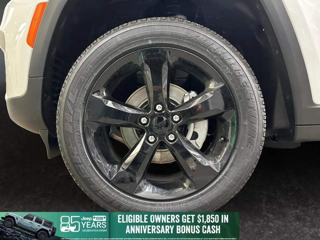 Jeep Grand Cherokee снимка Jeep Grand Cherokee