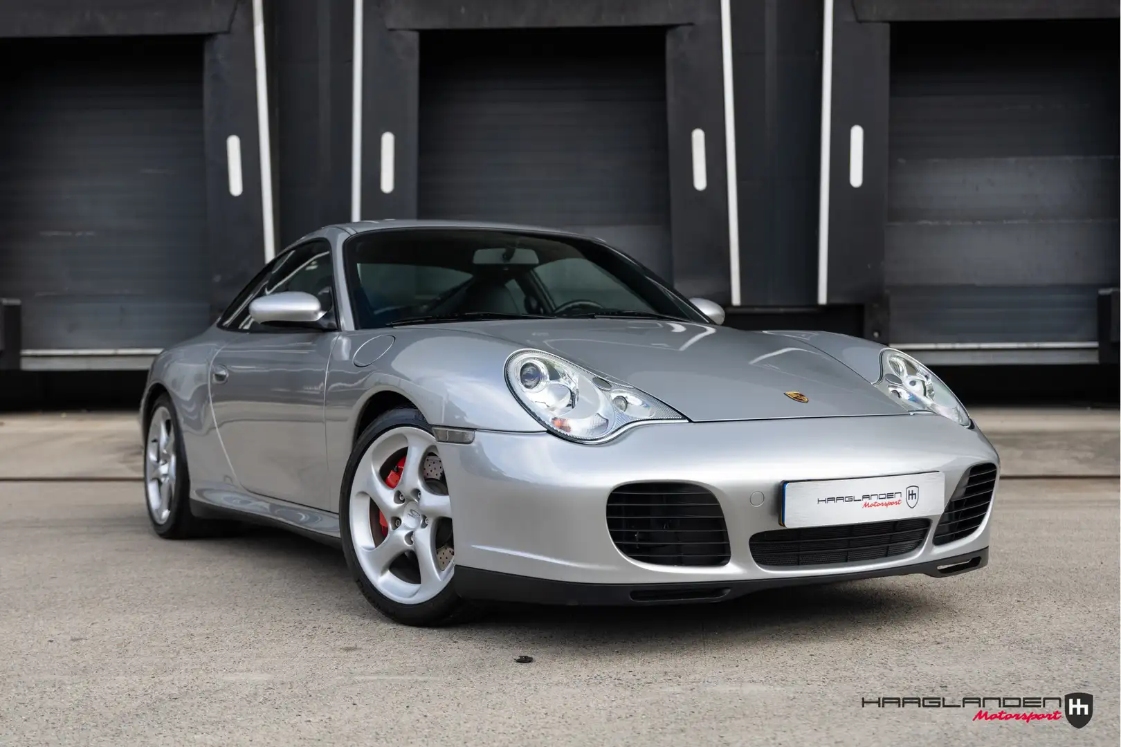Porsche 996 3.6 Coupé Carrera 4S Handbak NL AUTO Šedá - 2