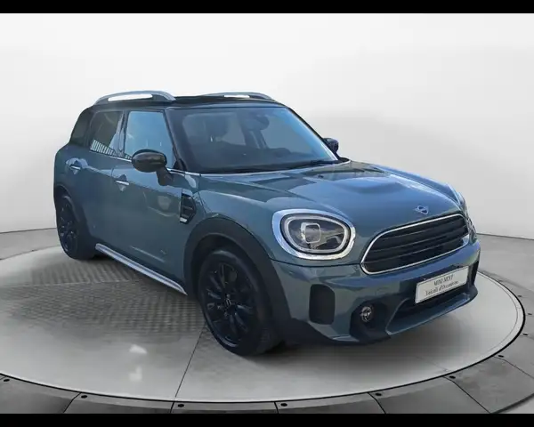Mini Countryman view 4