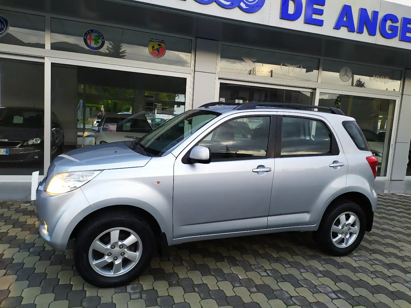 Daihatsu Terios 1.3 4WD SX ** IMPIANTO GPL SALVA SPAZIO *** Срібний - 2