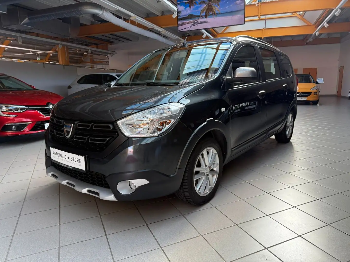 Dacia Lodgy Stepway 7-Sitzer|SHZ|PDC|Kamera|Klima|Navi Grau - 2