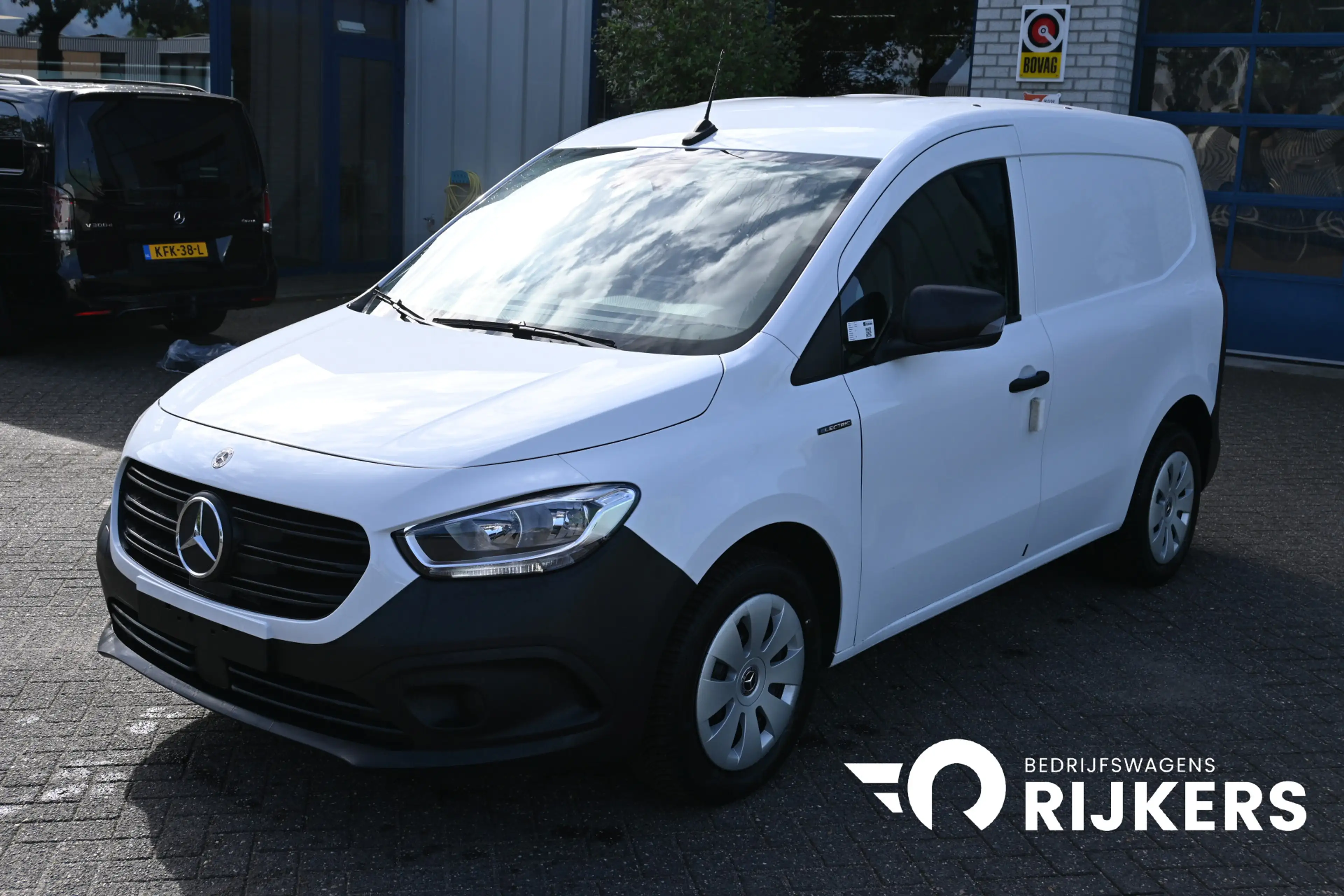 Mercedes-Benz Citan eCitan 112 Base L1 51 kWh Snellader AC 22kW/DC 75k