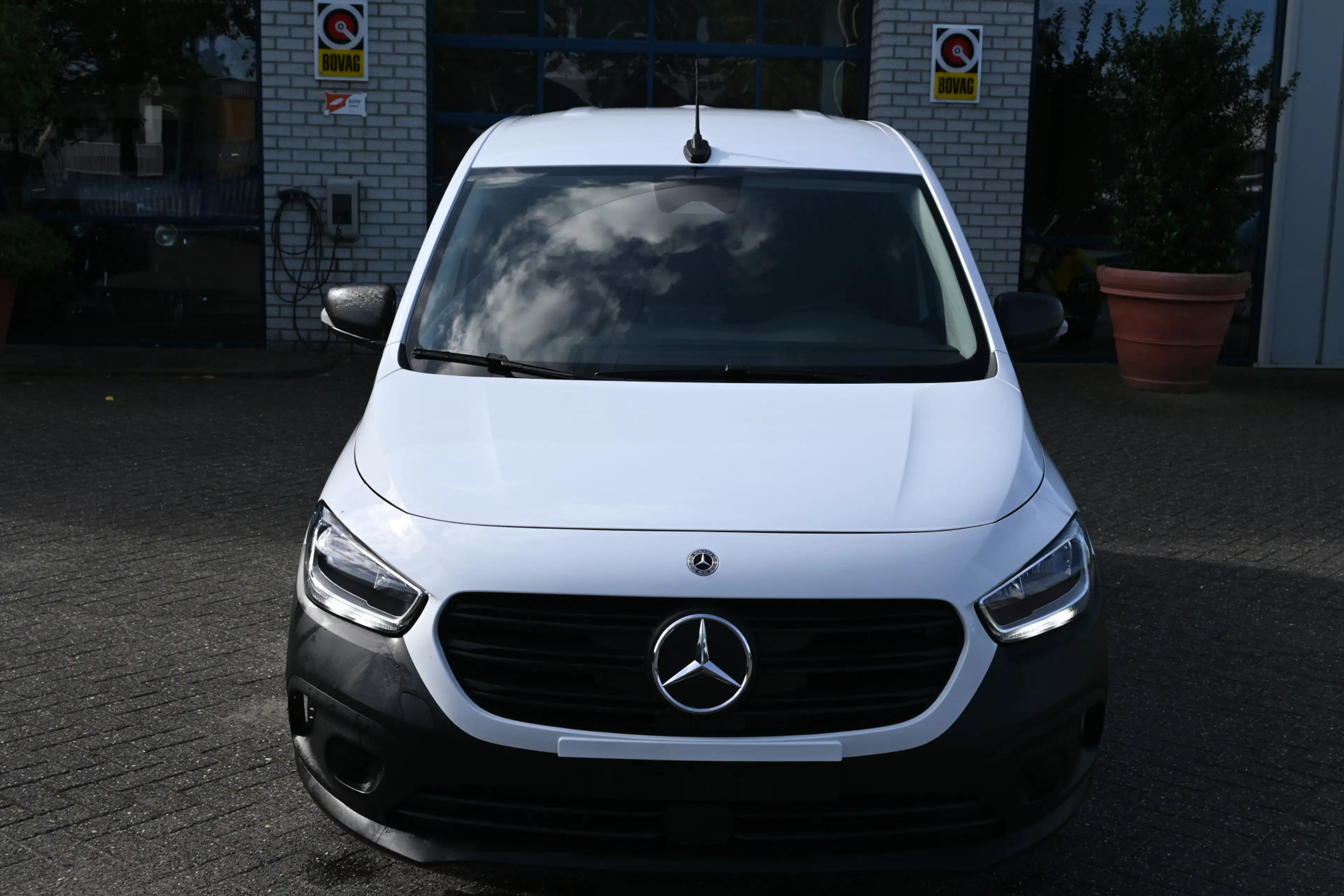 Mercedes-Benz Citan eCitan 112 Base L1 51 kWh Snellader AC 22kW/DC 75k — photo 2