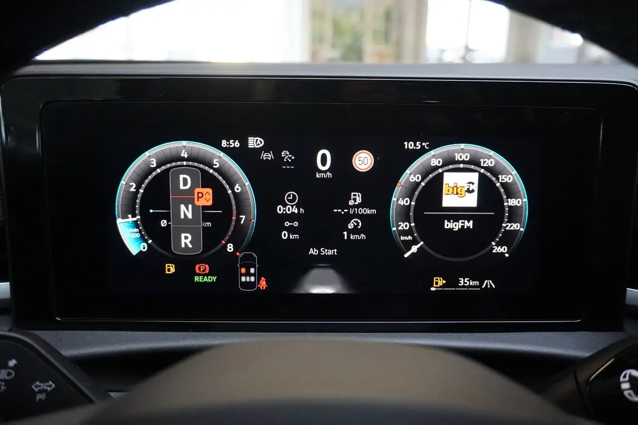 Volkswagen T-Roc R-Line 1.5 TSI DSG*NEW*HEADUP*360°MATRIX* 11