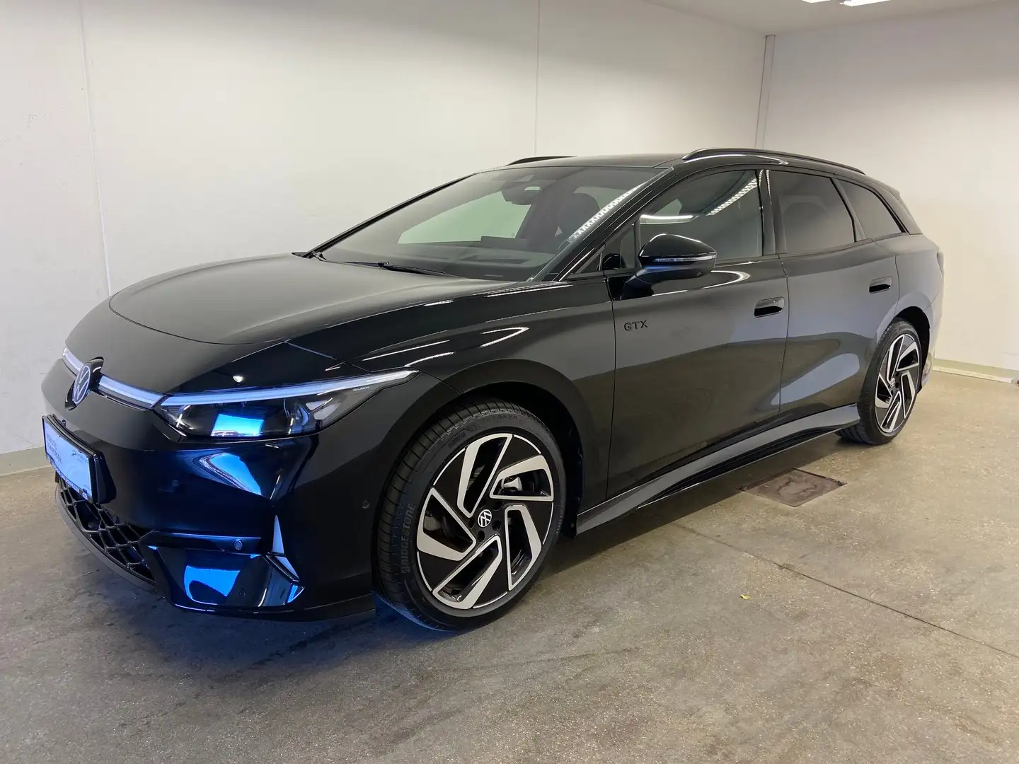 Volkswagen ID.7 Tourer GTX 4MOTION 250 kW Negro - 1