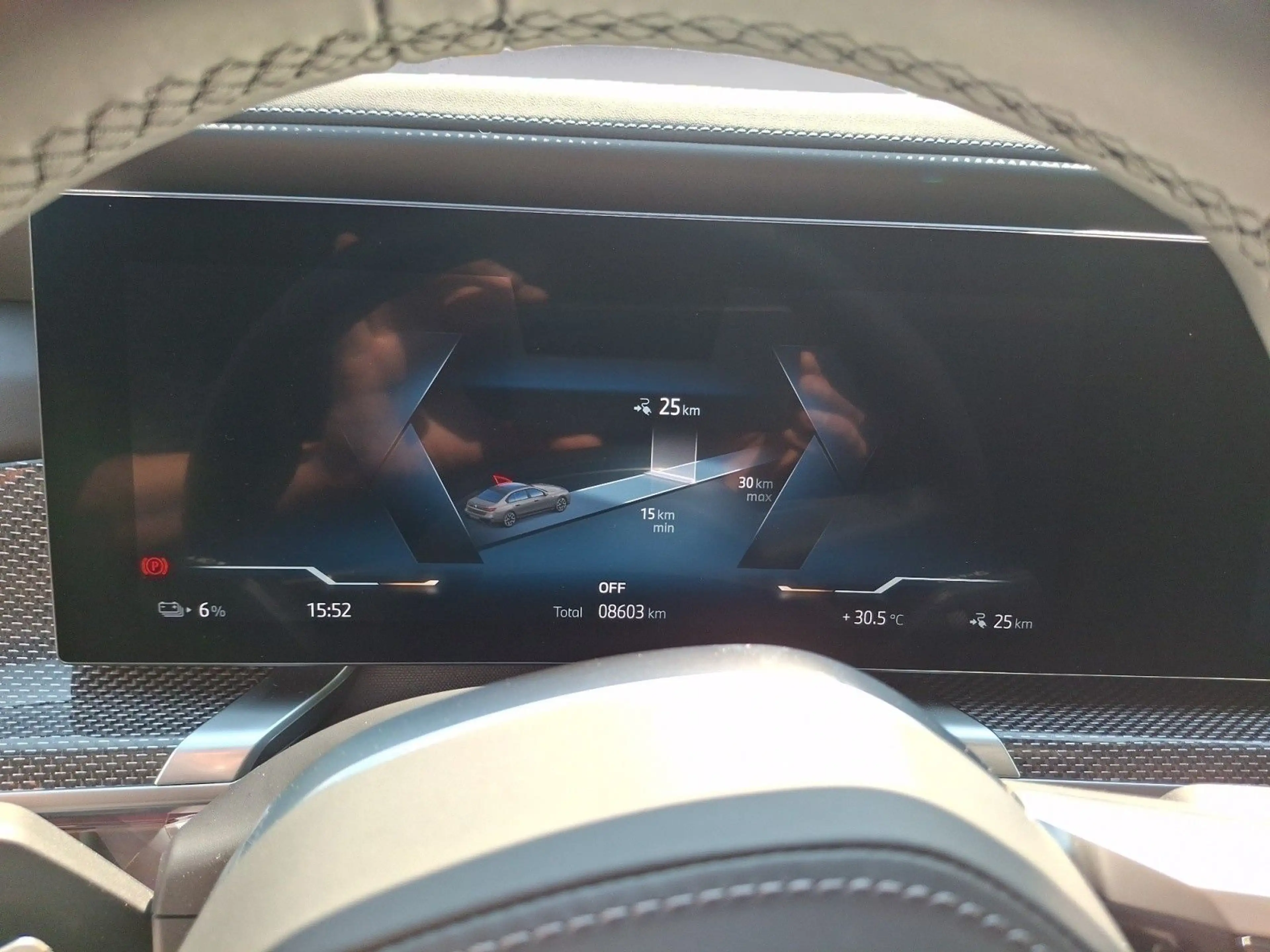 BMW i7 xDrive60 Navi Leder Tempom.aktiv Panoramadach — photo 7