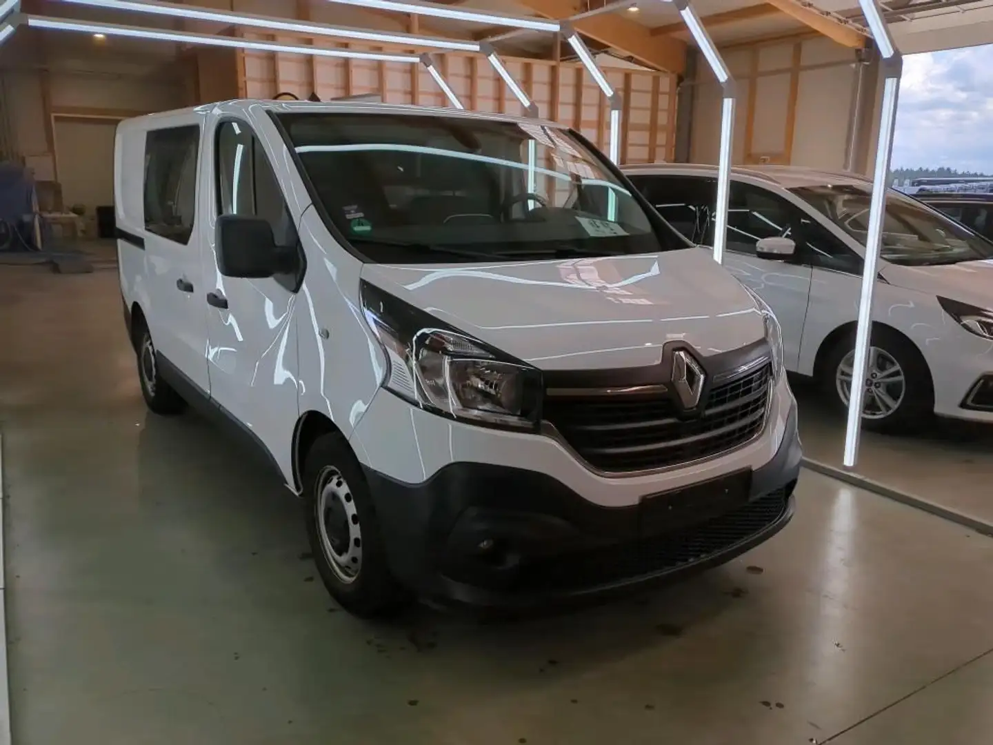 Renault Trafic Kasten L1H1 3,0t Komfort Sortimo+NAVI Weiß - 1