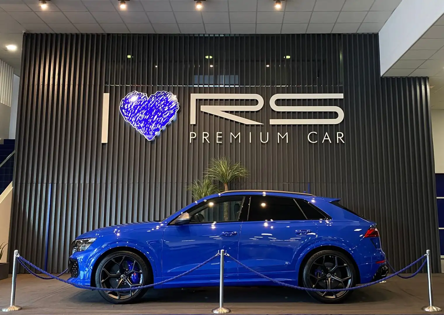 Audi Q8 RS Performance Azul - 1