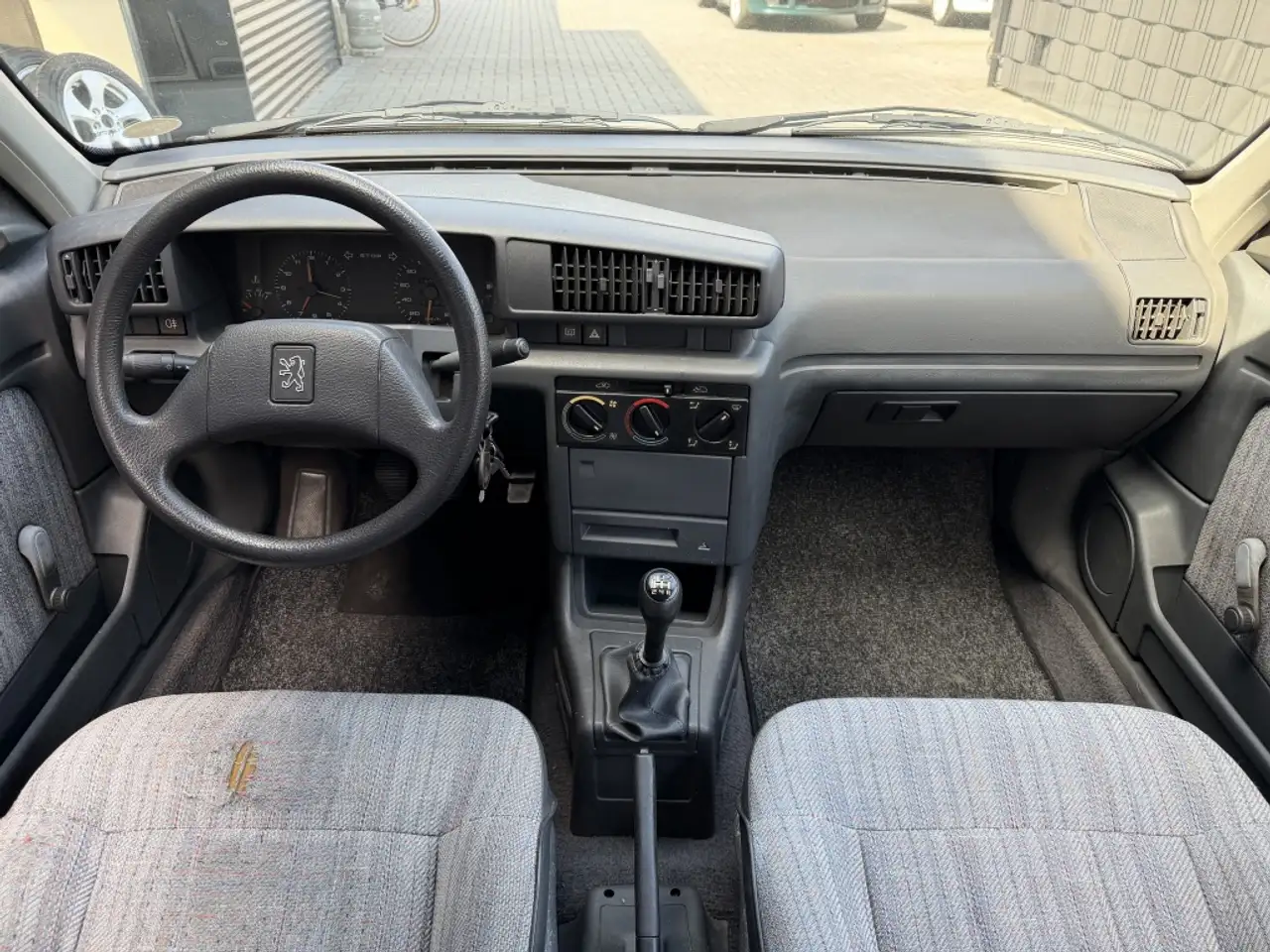 Peugeot 405 1.6i GL 1991| GRIJS| UNIEK| NIEUWE APK 2 JAAR, foto 10