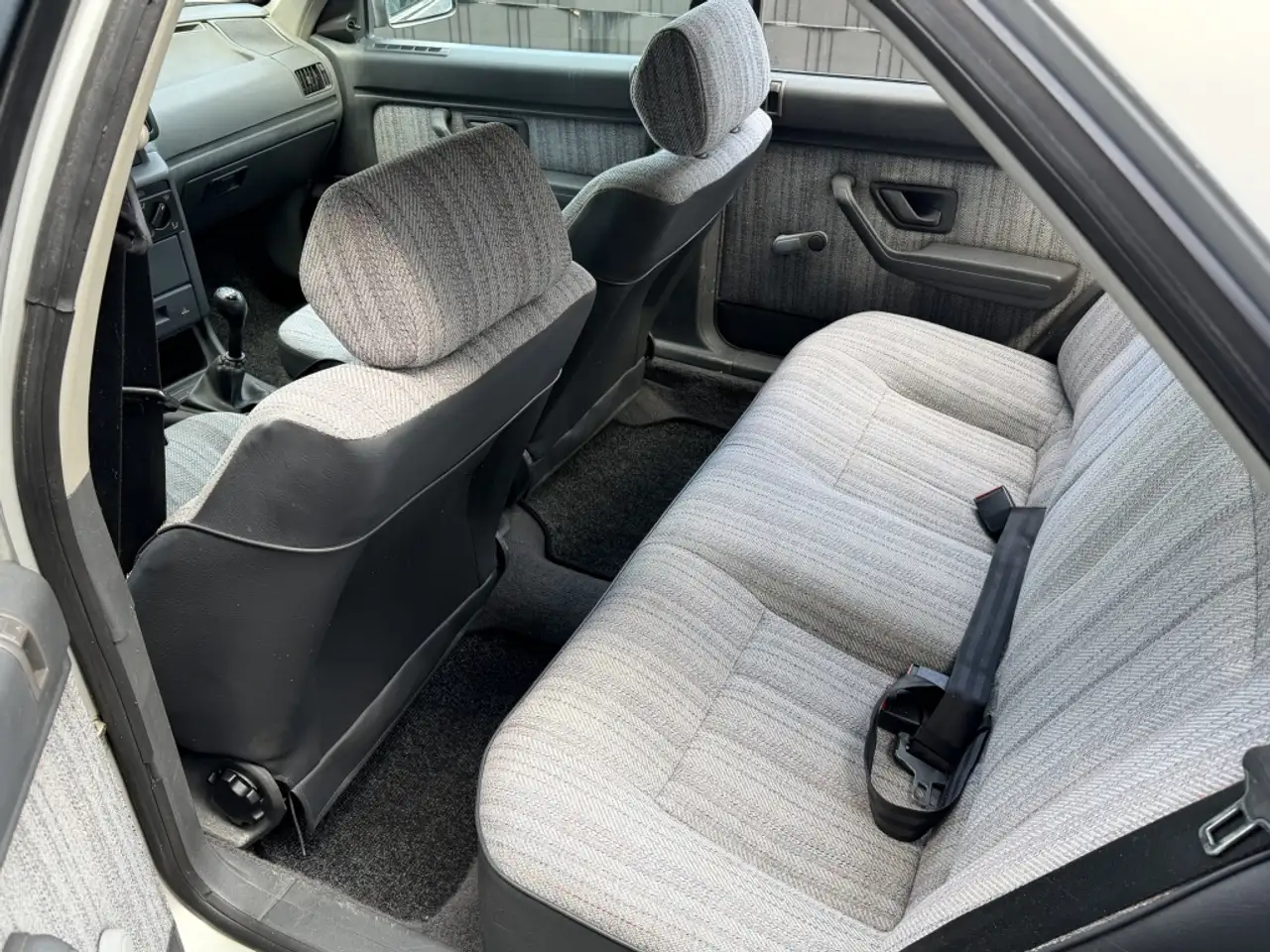 Peugeot 405 1.6i GL 1991| GRIJS| UNIEK| NIEUWE APK 2 JAAR, foto 12
